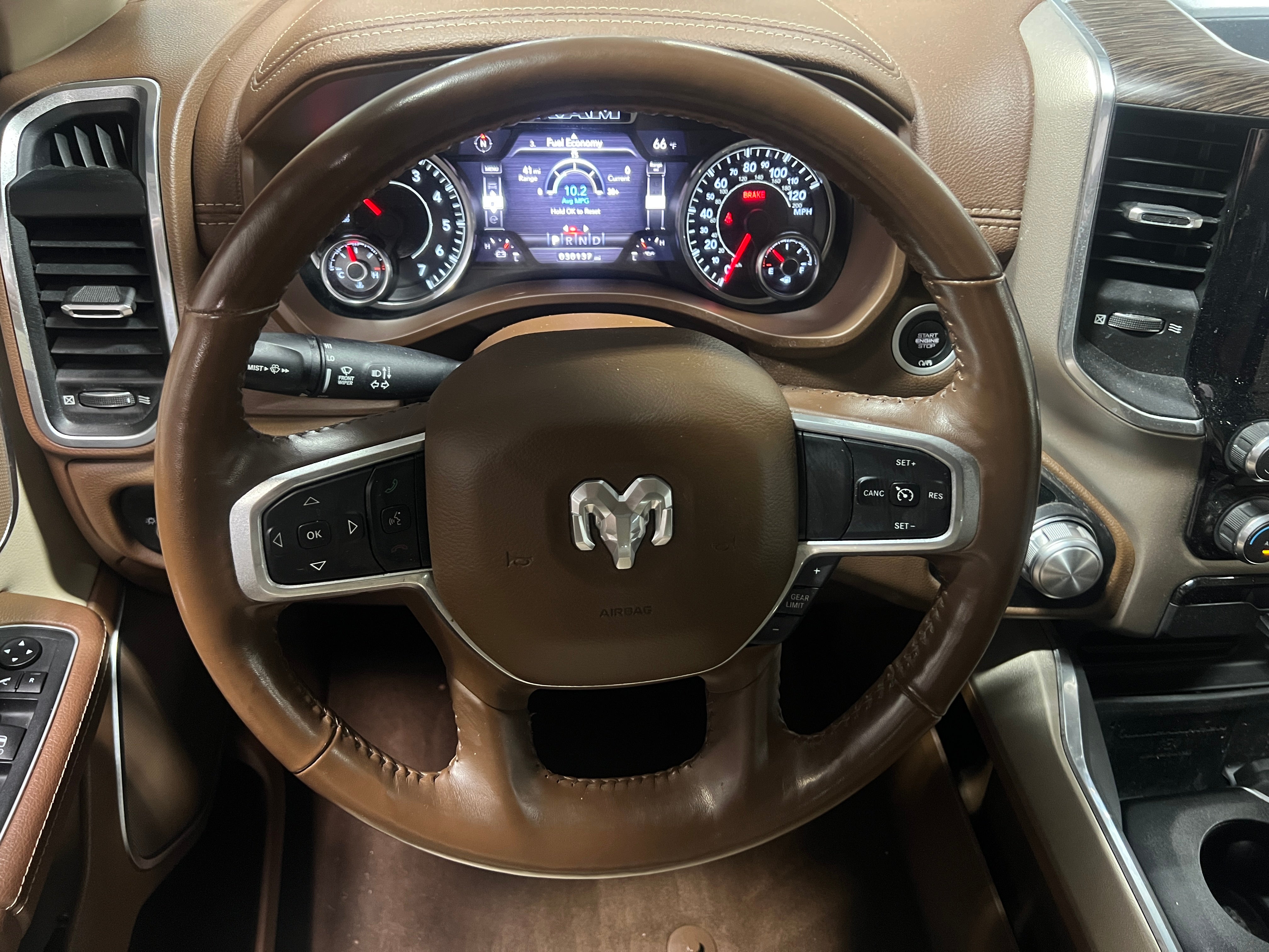 2020 RAM 1500 Laramie 4