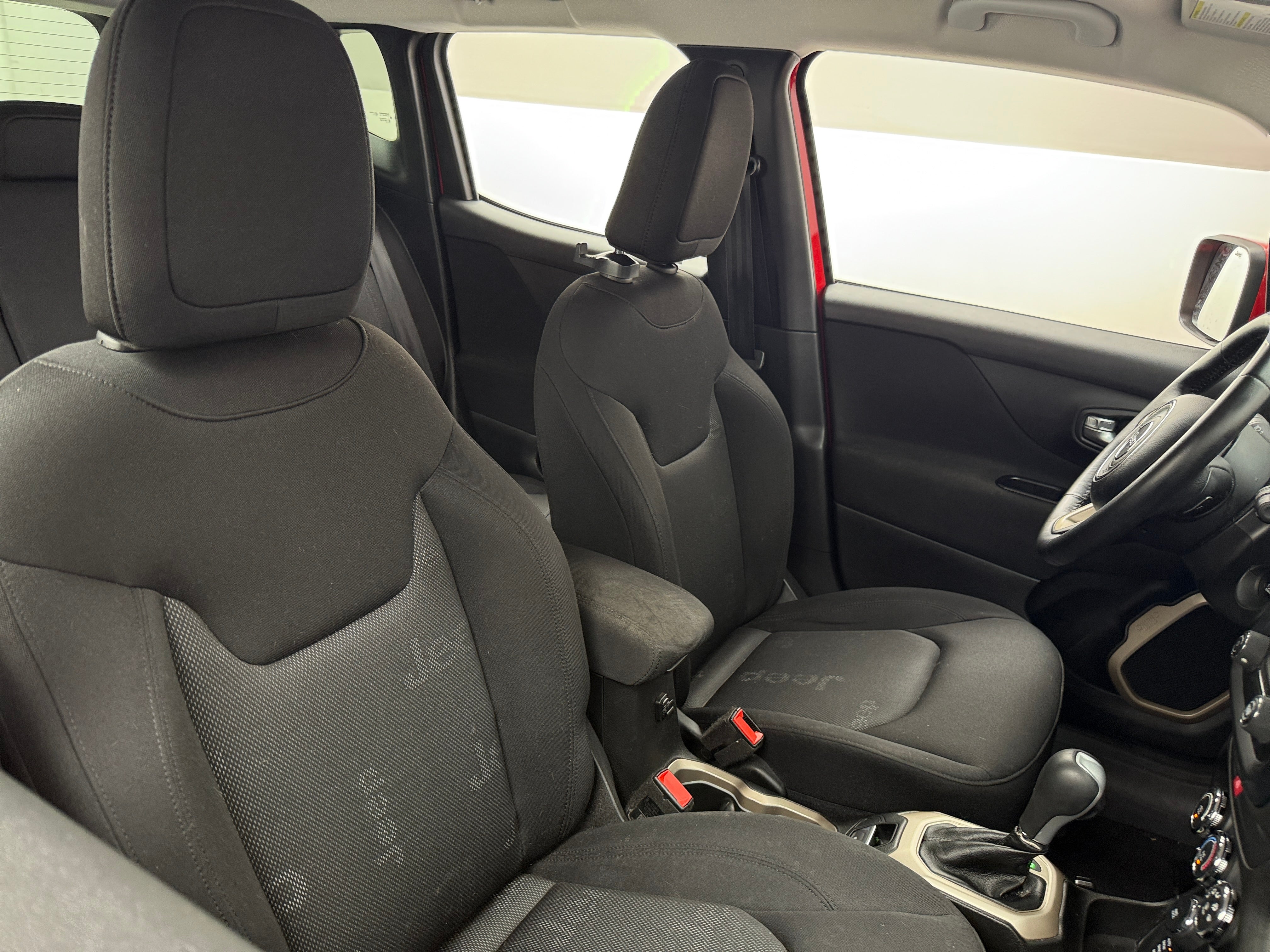 2016 Jeep Renegade Latitude 2
