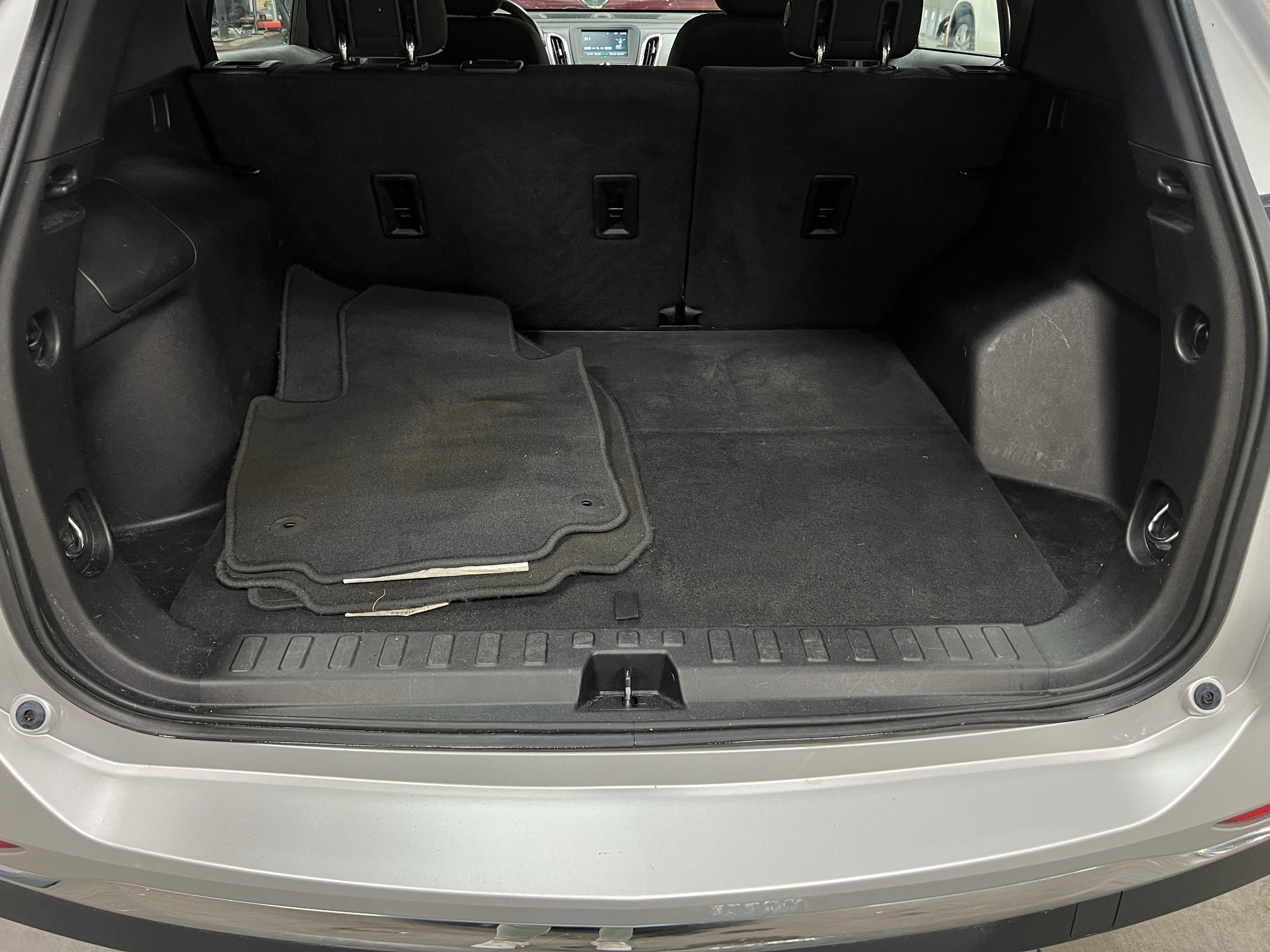 2018 Chevrolet Equinox LS 7