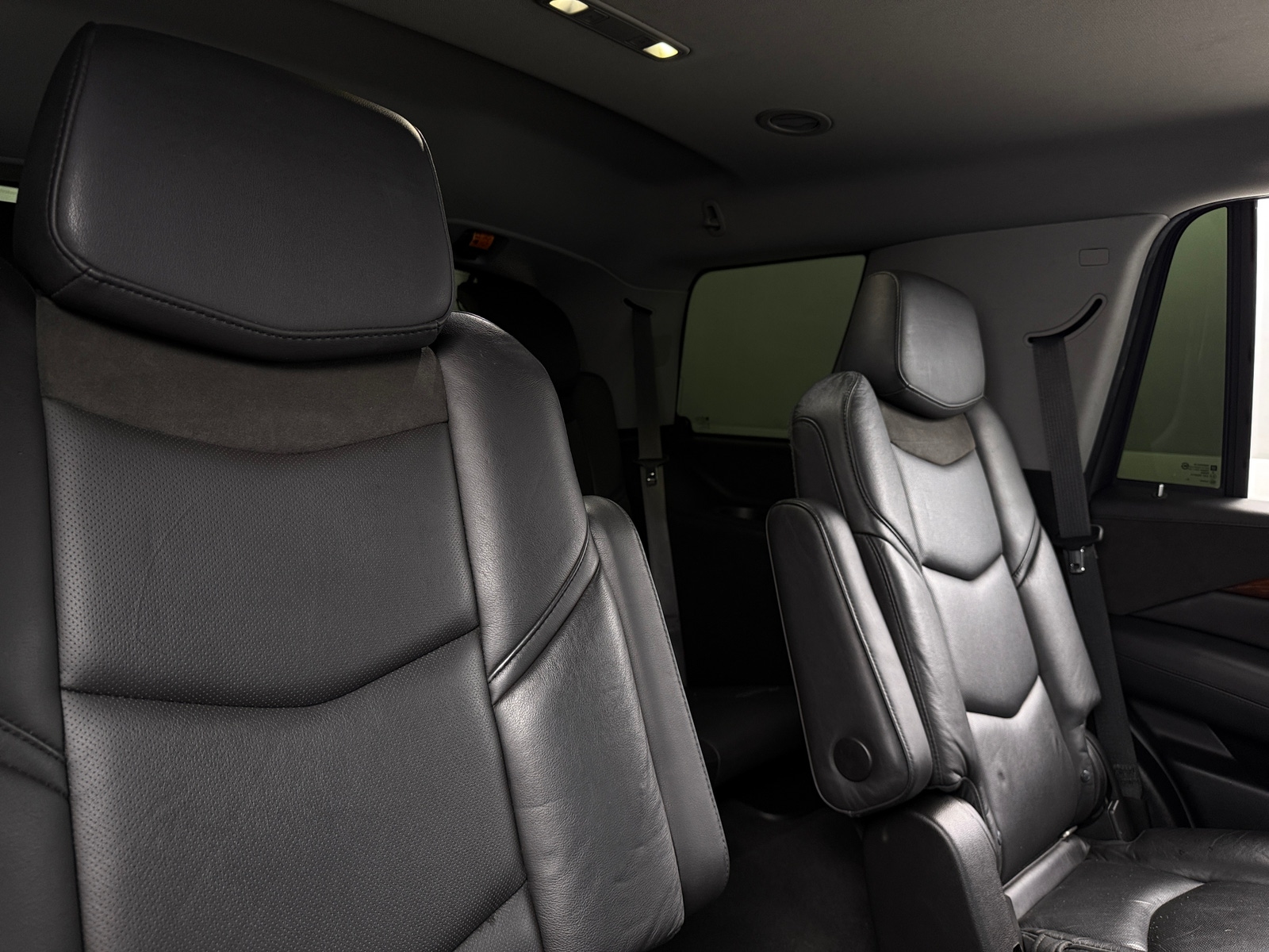 Thumbnail: 2019 Cadillac Escalade - 5
