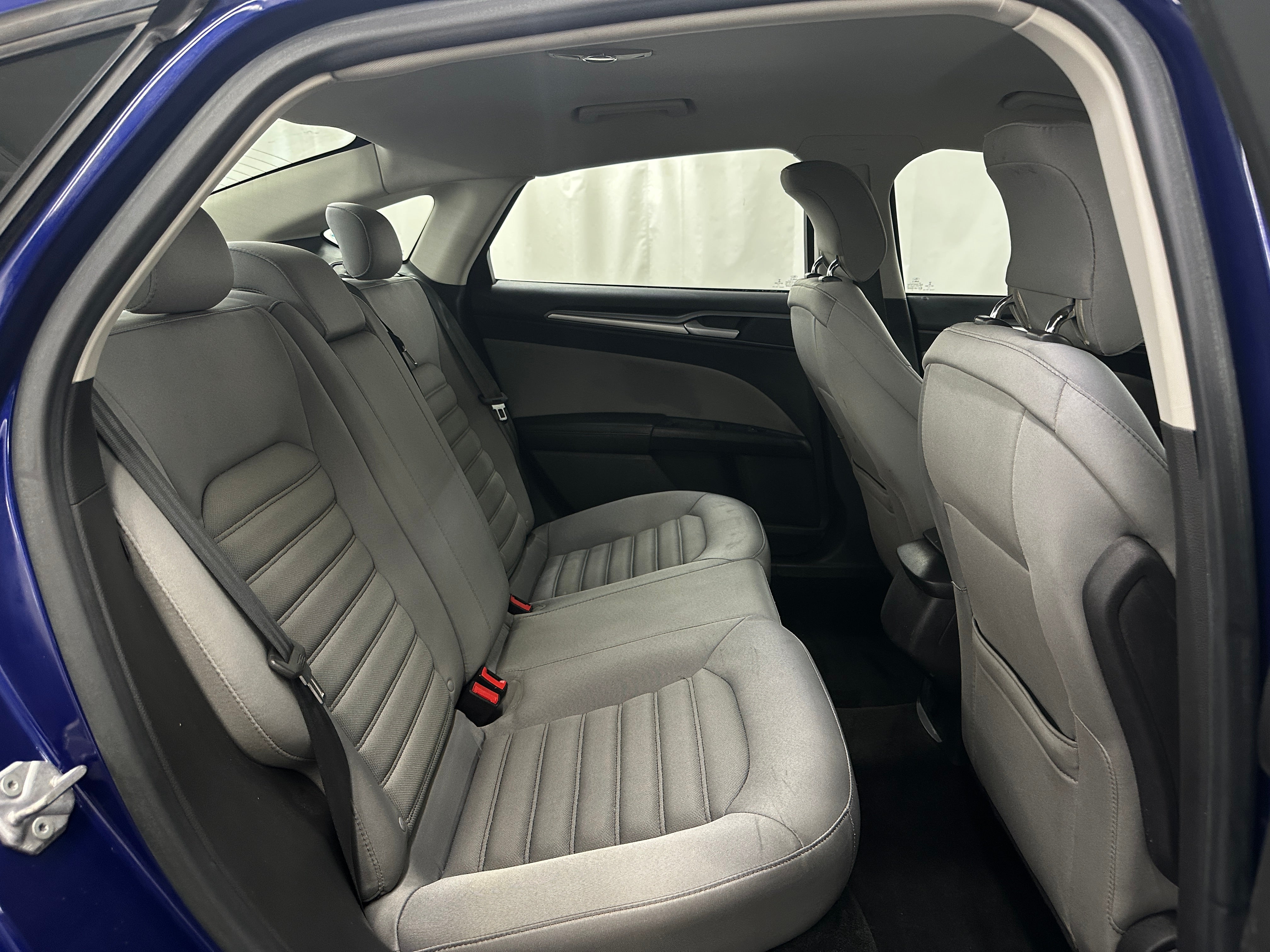 2014 Ford Fusion S 6