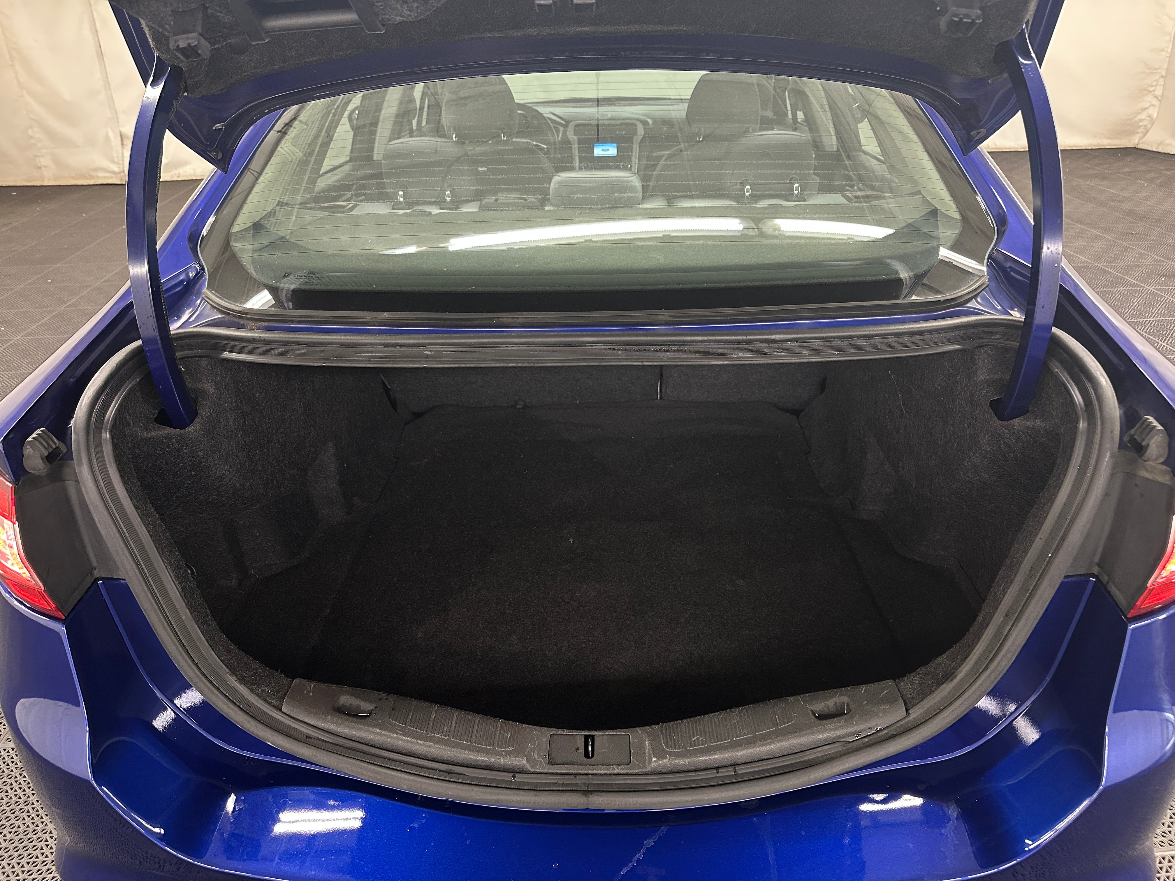 2014 Ford Fusion S 7