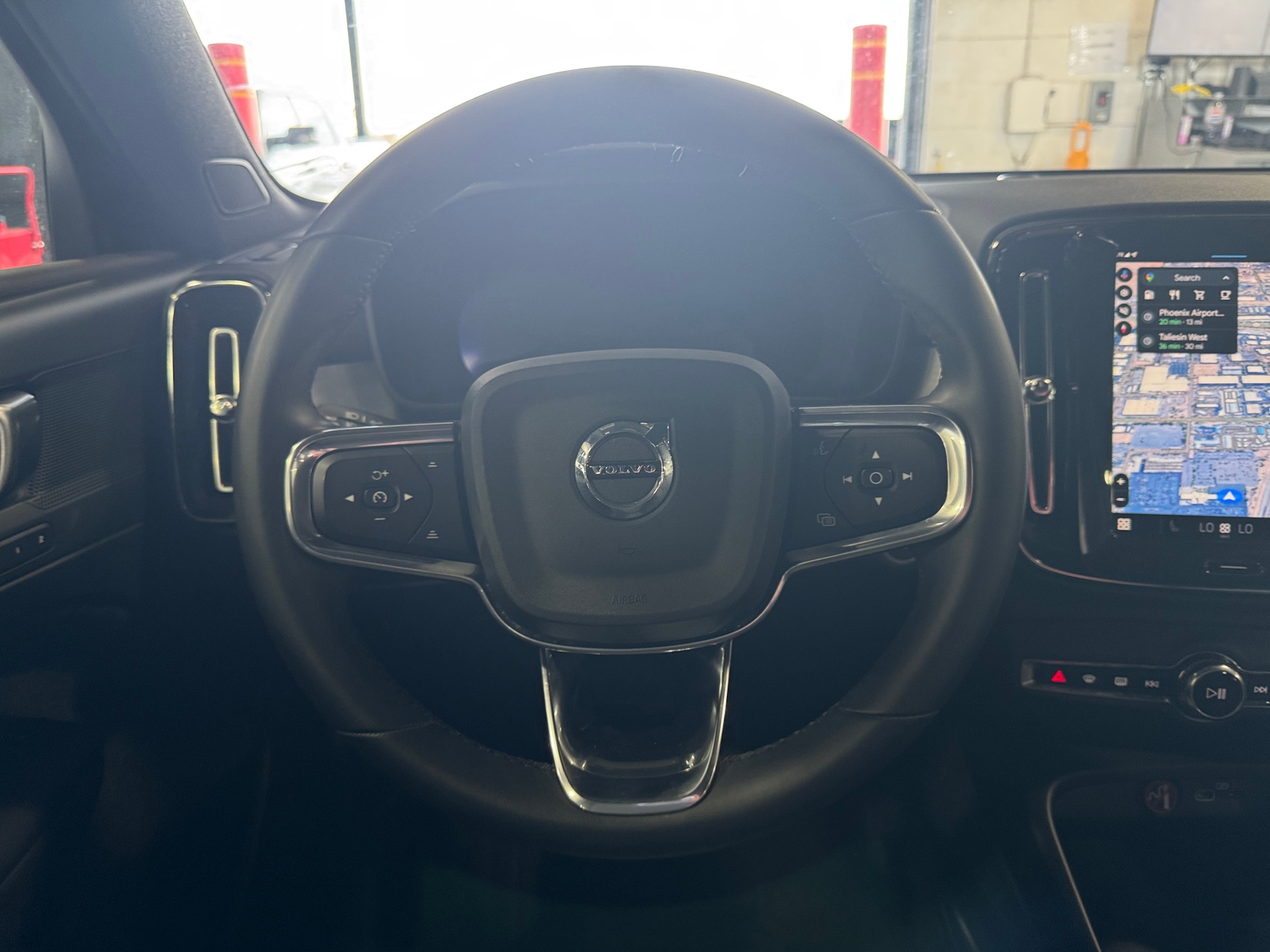 Thumbnail: 2024 Volvo XC40 - 5