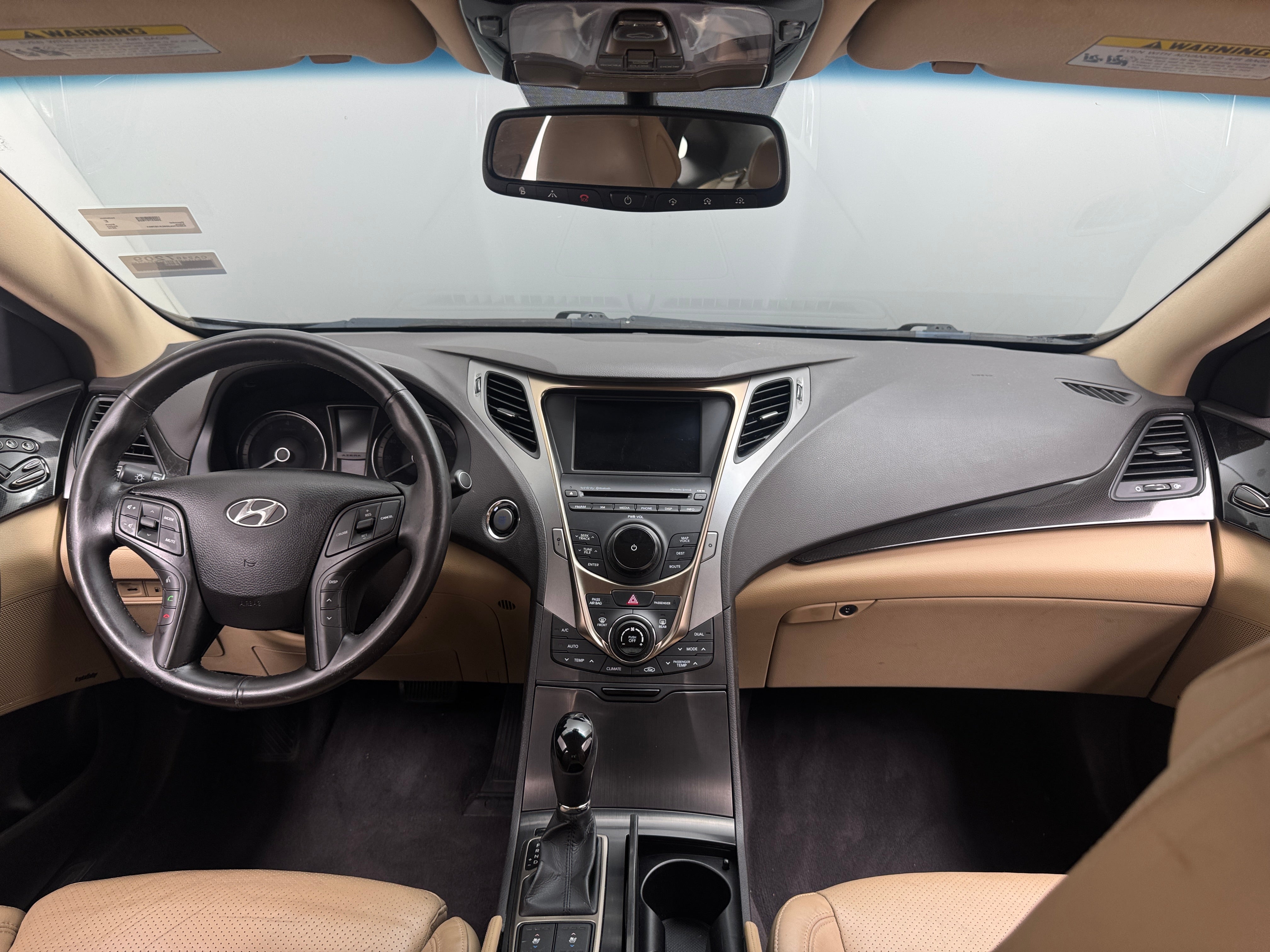 2012 Hyundai Azera Base 2