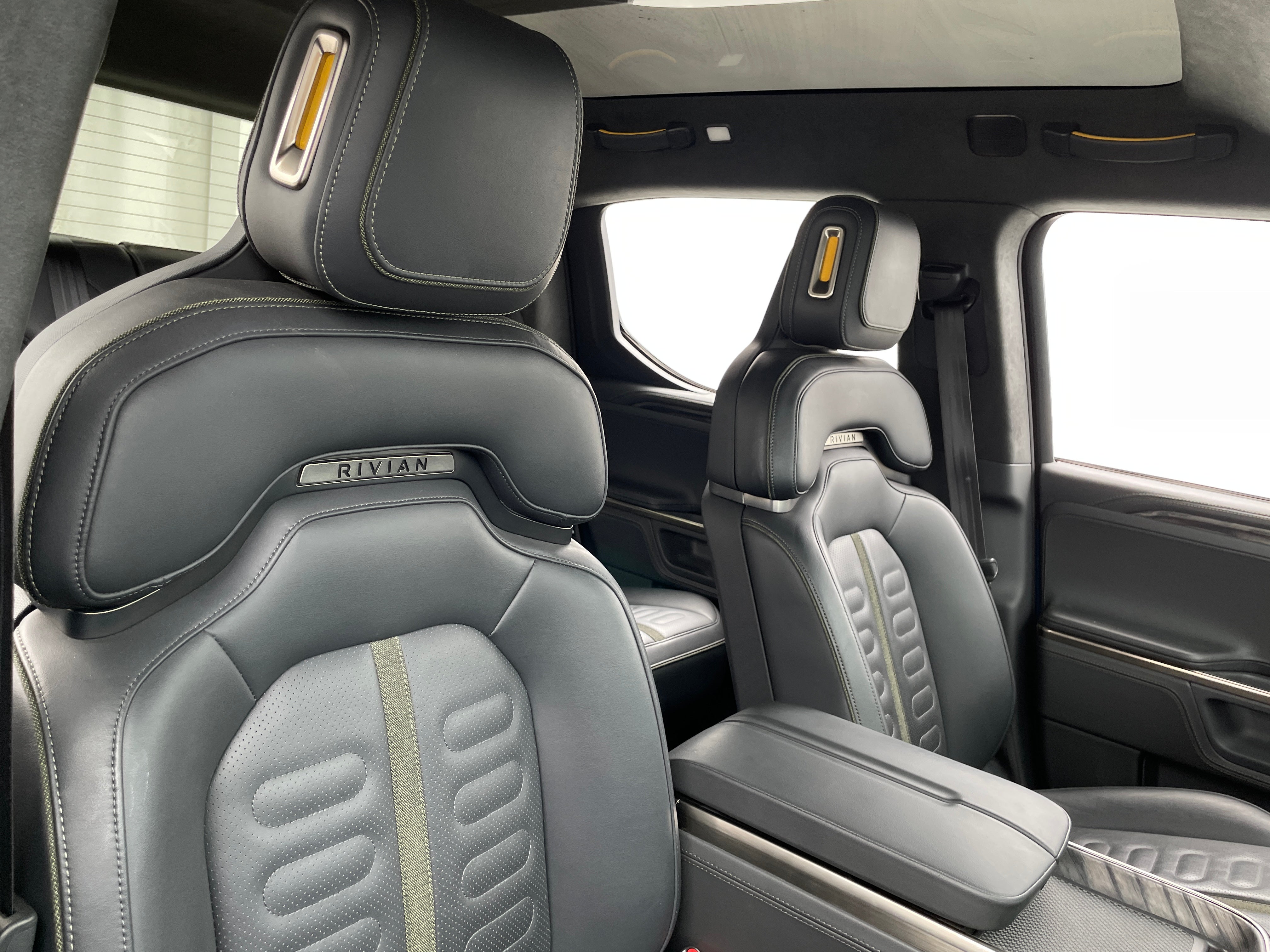 2022 Rivian R1T Launch Edition 2