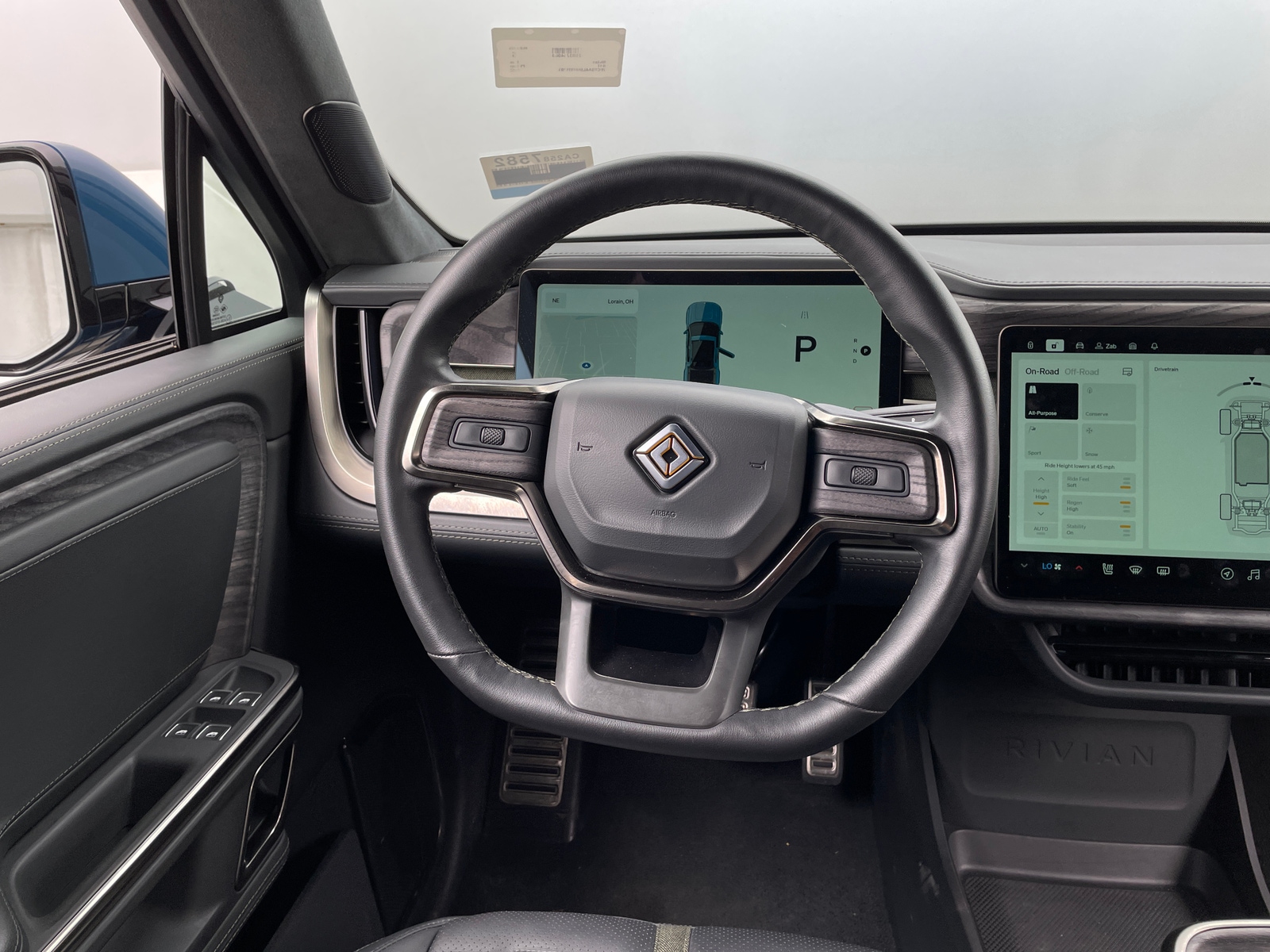 Thumbnail: 2022 Rivian R1T - 5