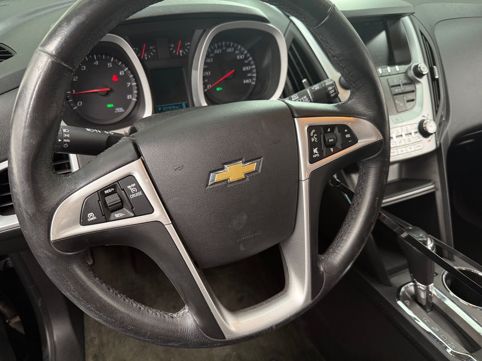 Thumbnail: 2017 Chevrolet Equinox - 4