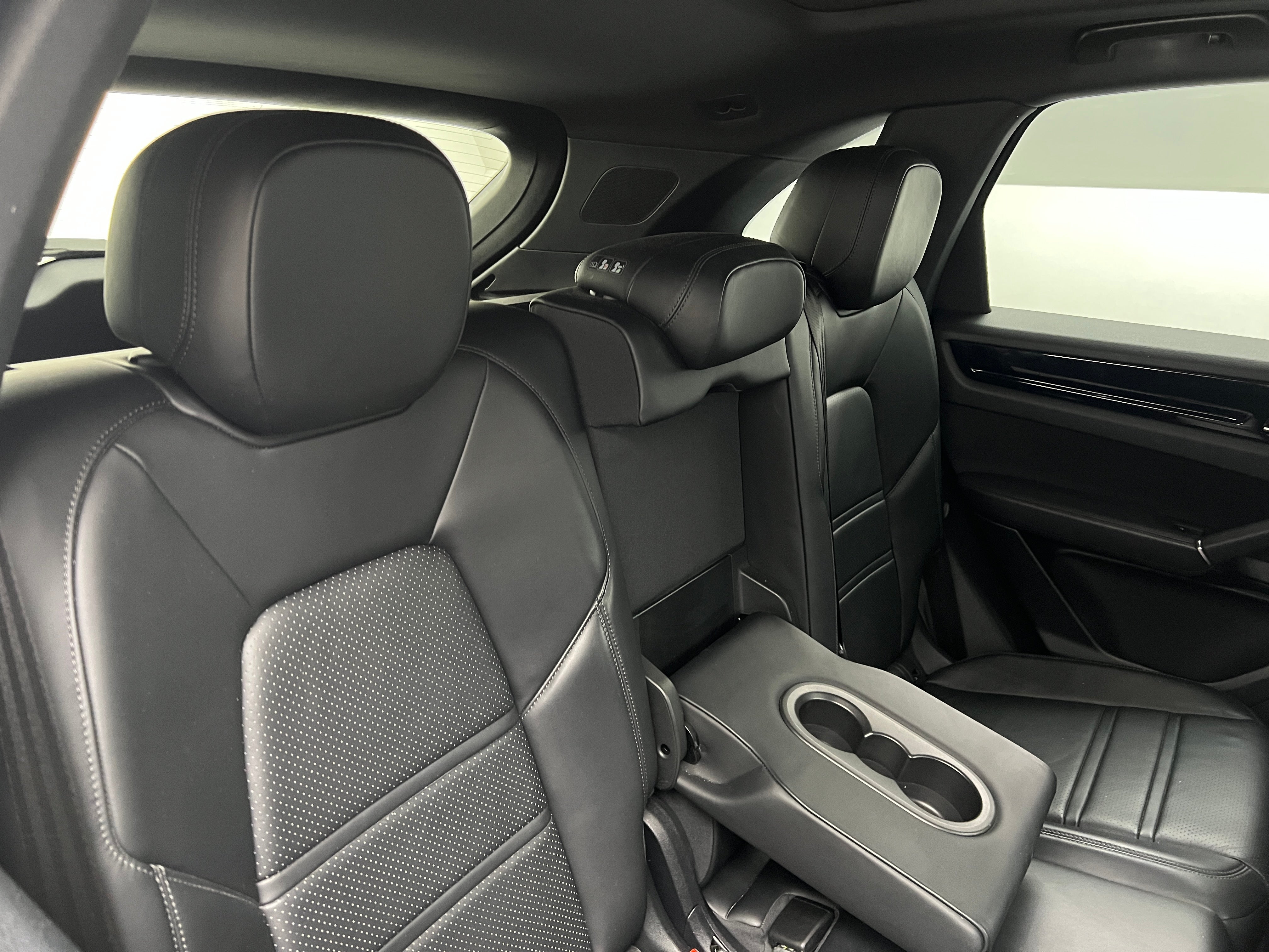 2019 Porsche Cayenne Base 5