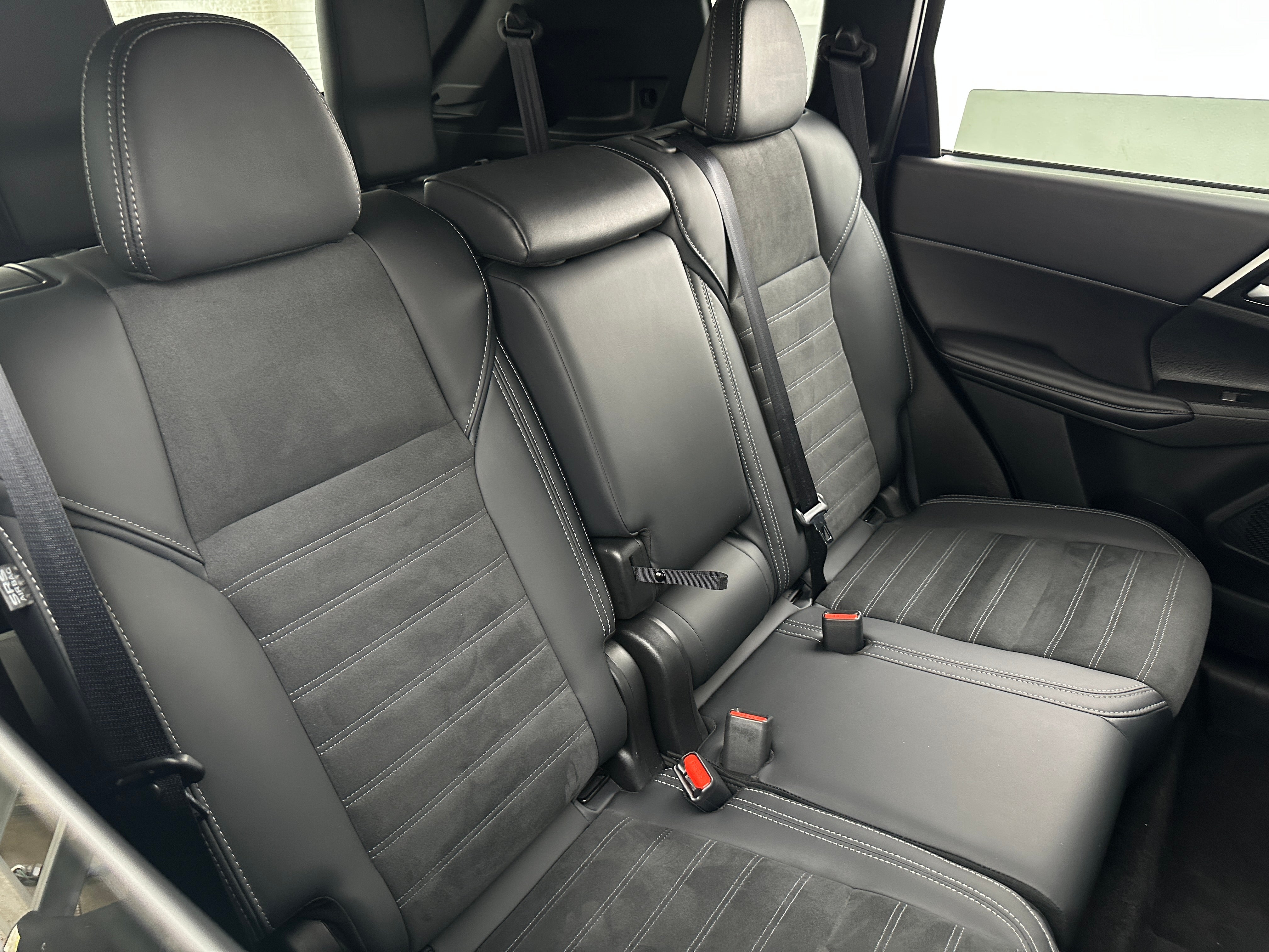 2024 Mitsubishi Outlander SE 5
