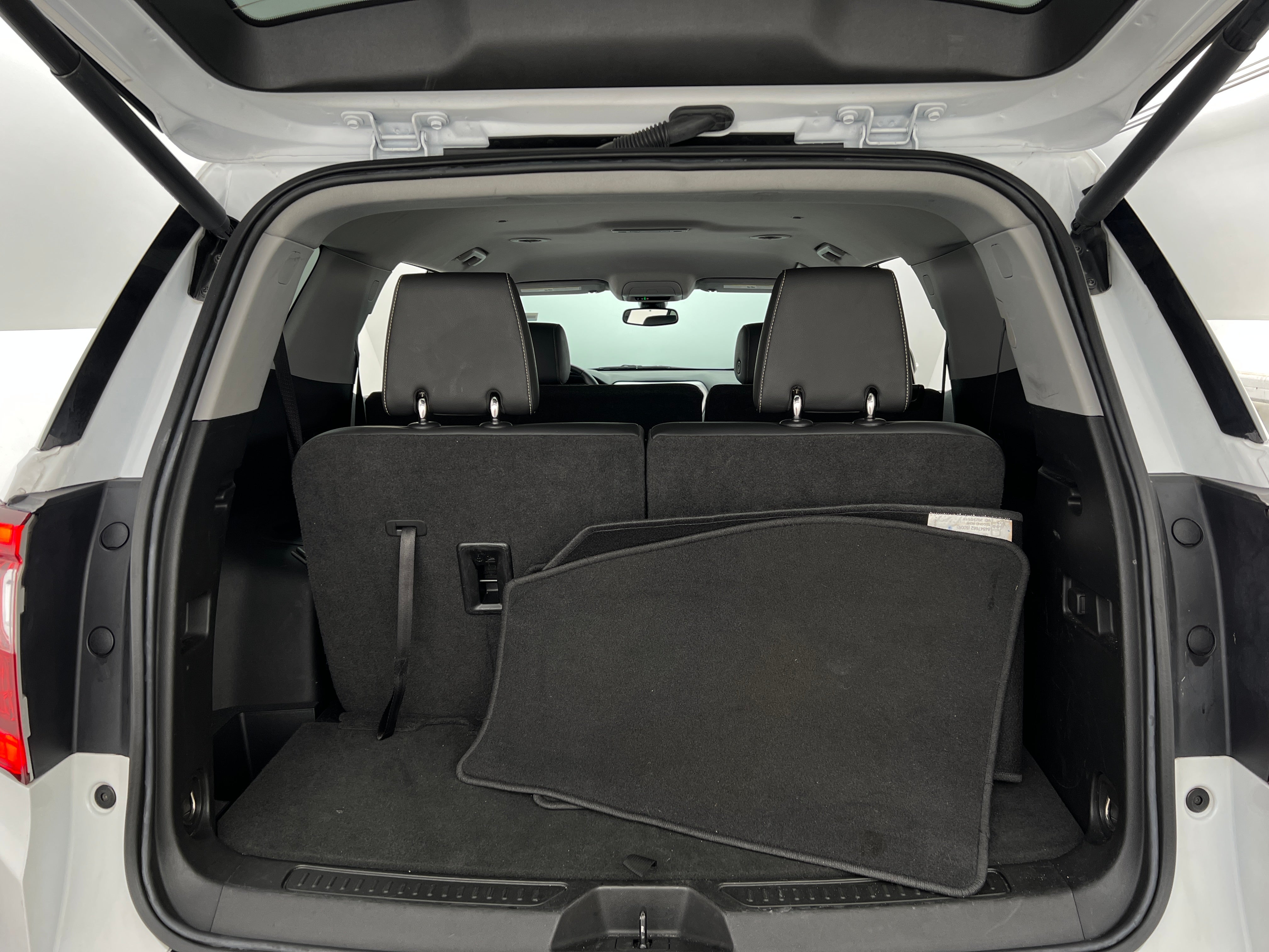 2023 GMC Acadia SLT 6