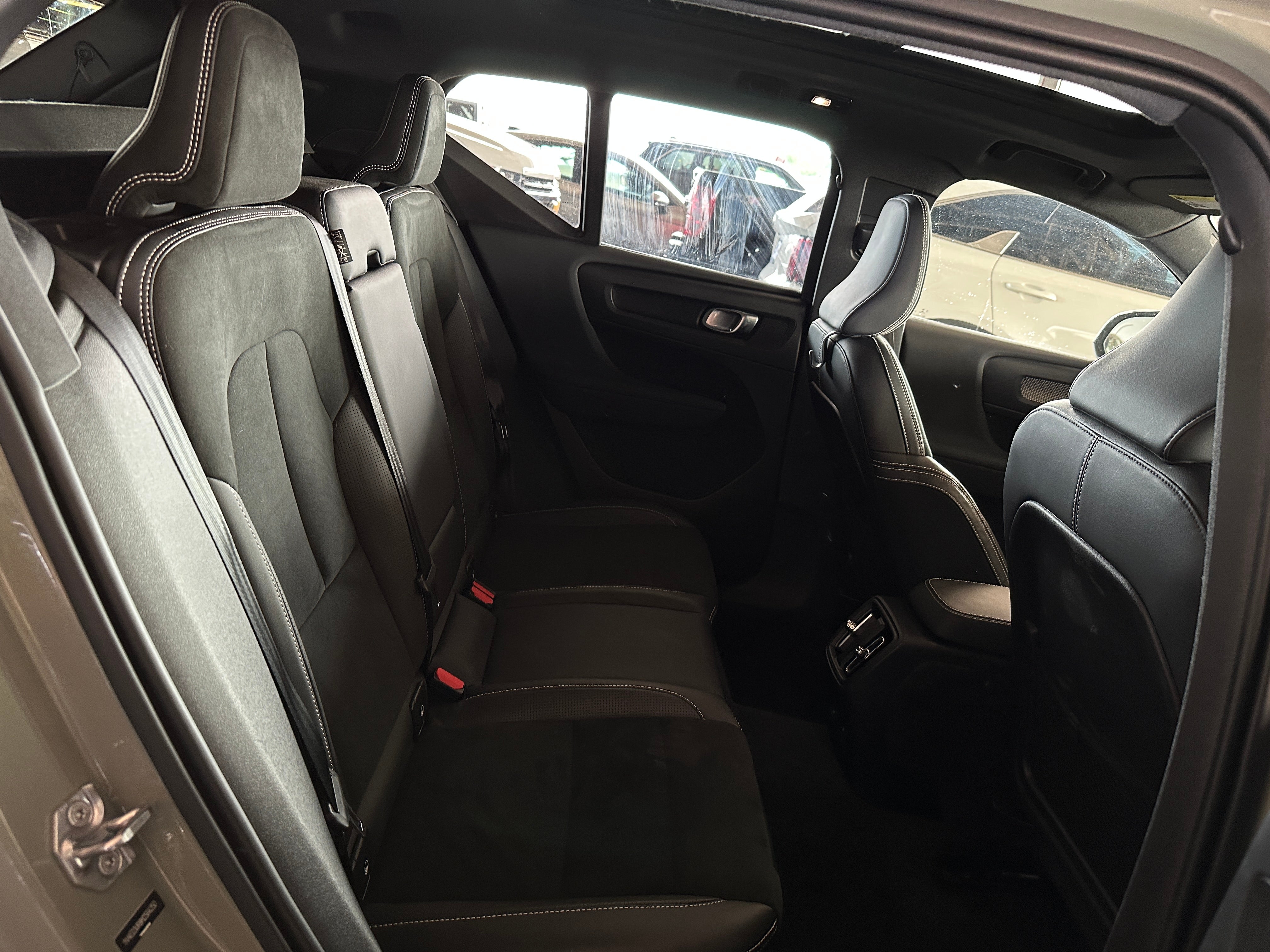2021 Volvo XC40 Recharge Core 5