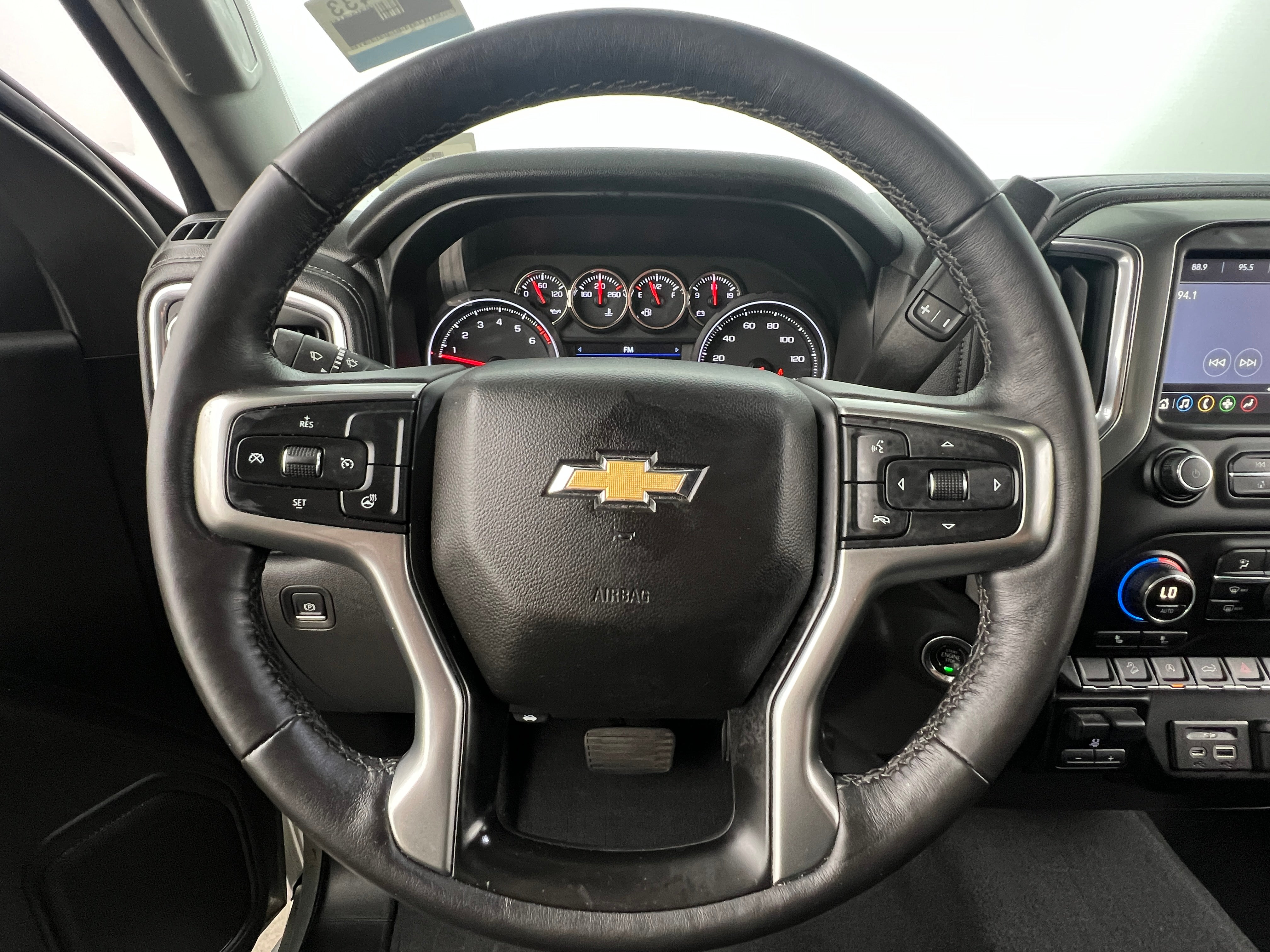 2019 Chevrolet Silverado 1500 LT 4