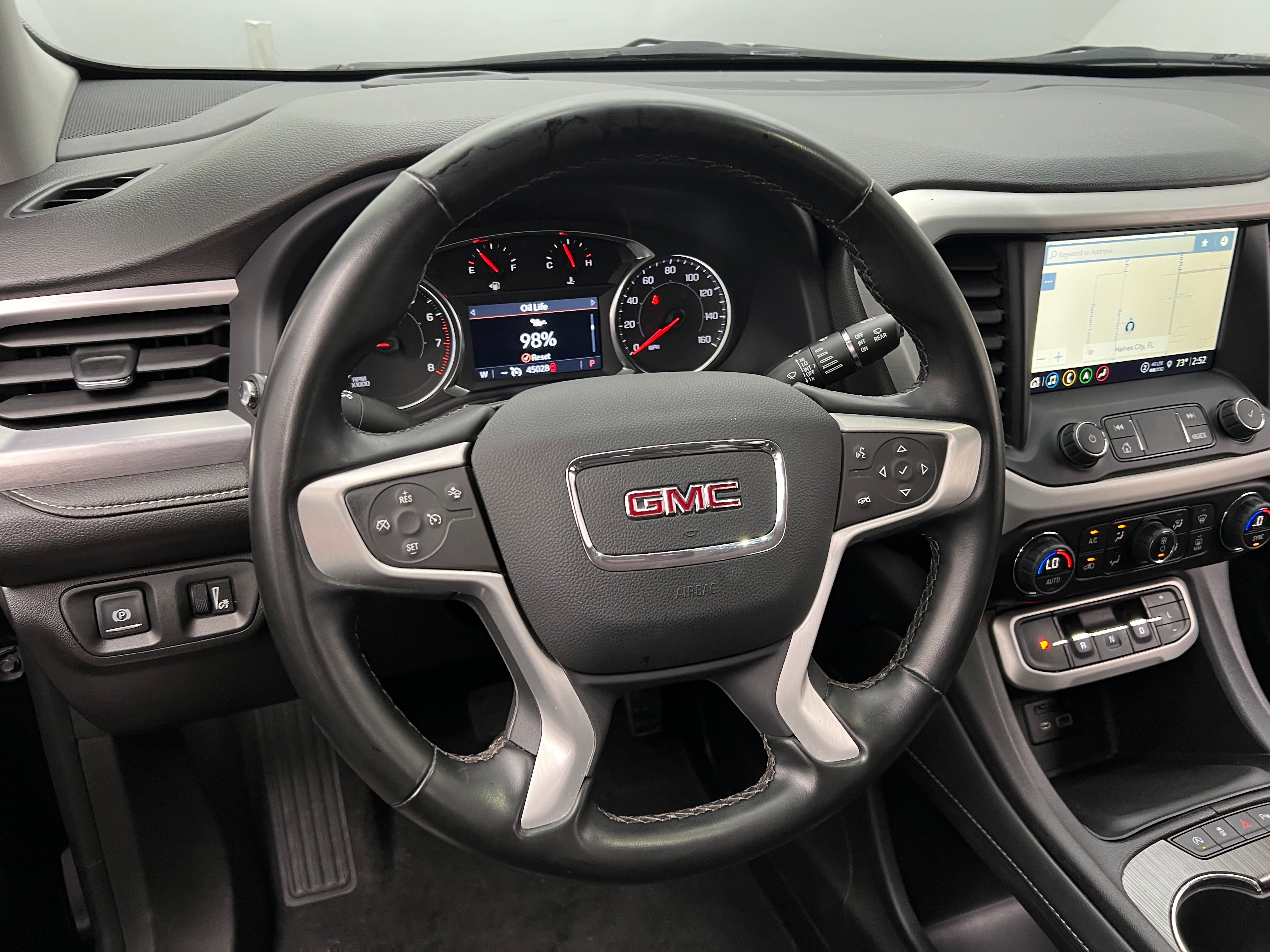 2023 GMC Acadia SLT 5