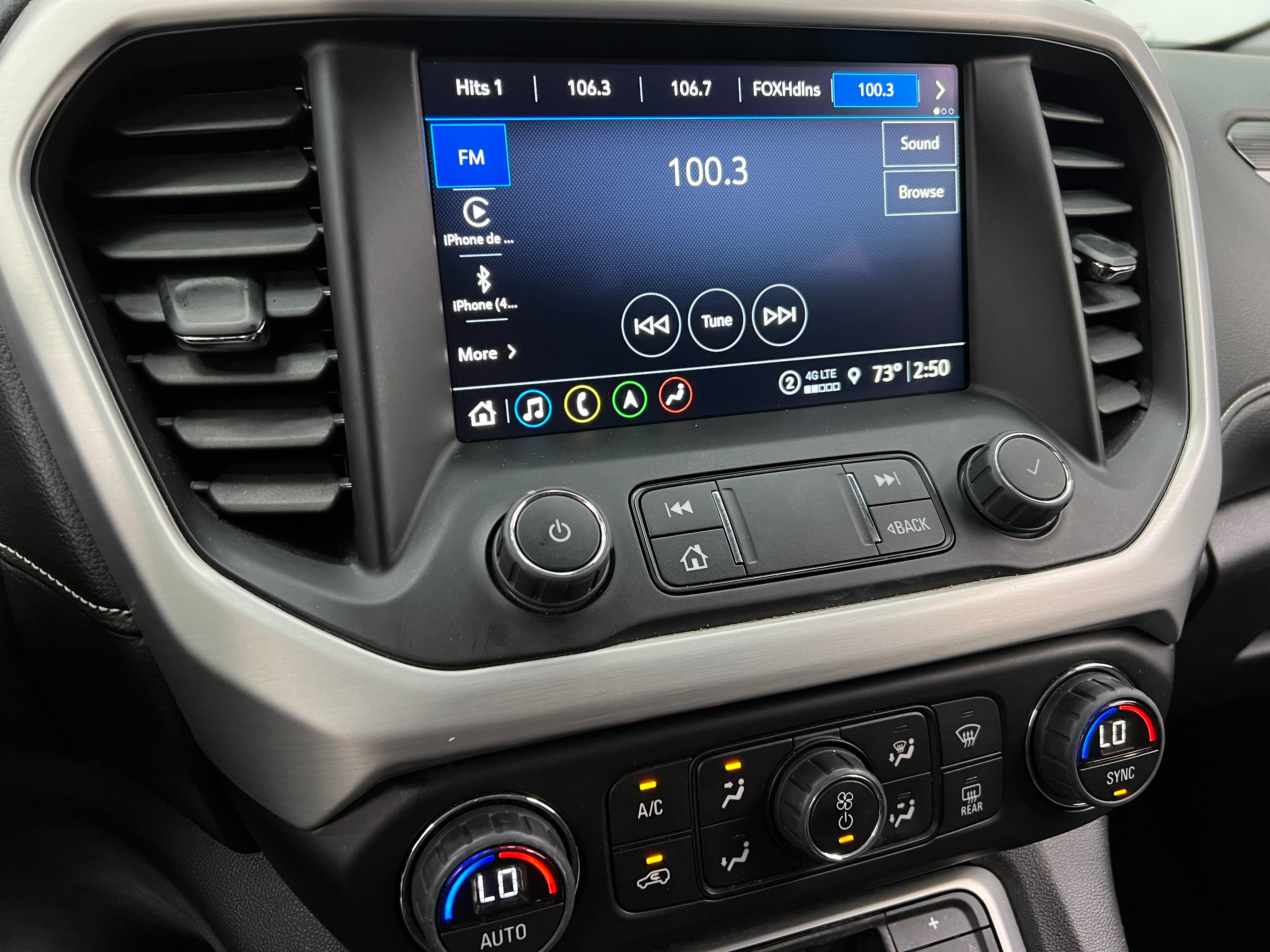 2023 GMC Acadia SLT 4