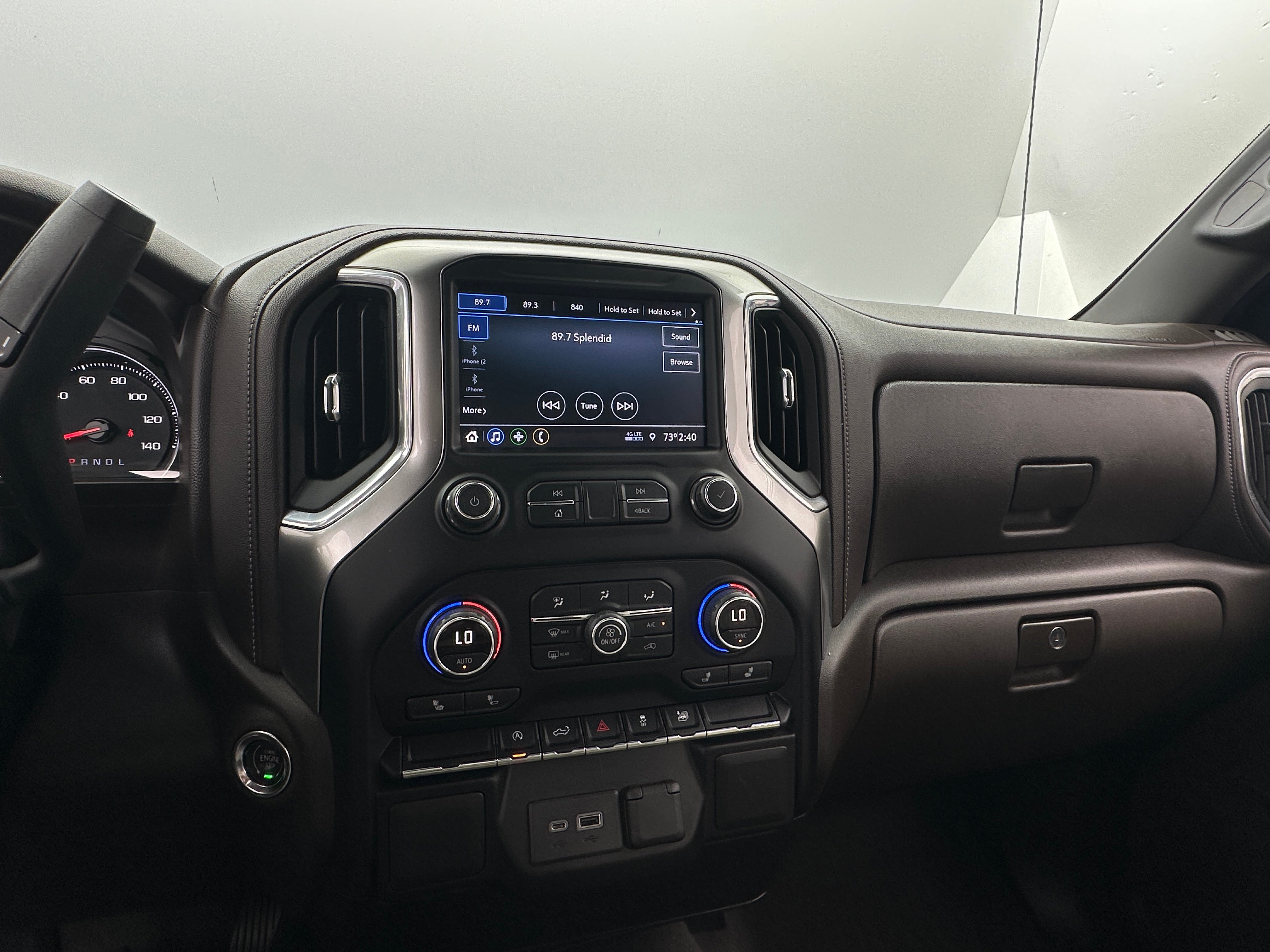 2020 Chevrolet Silverado 1500 RST 4