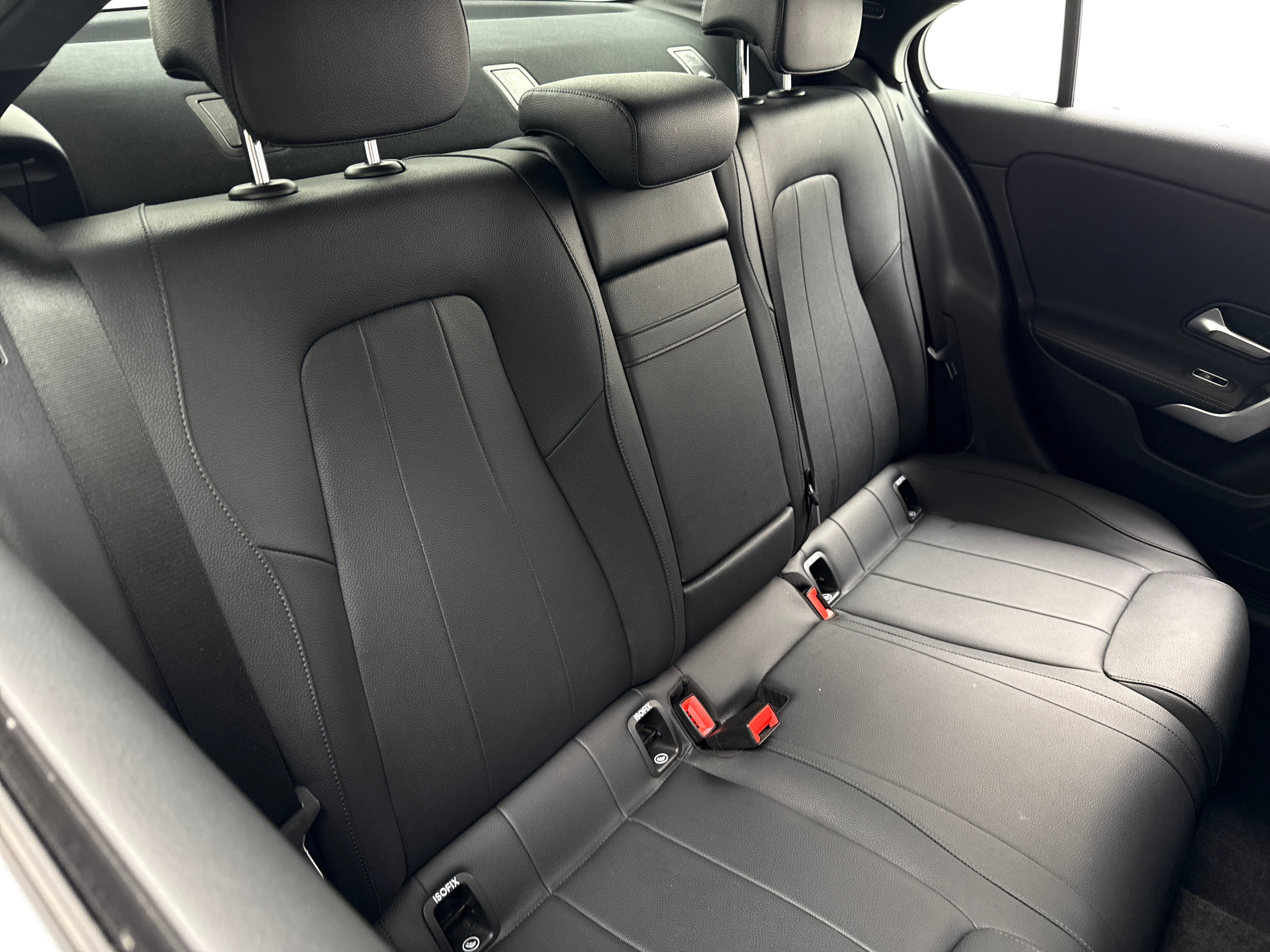 2021 Mercedes-Benz A-Class A 220 4MATIC 5