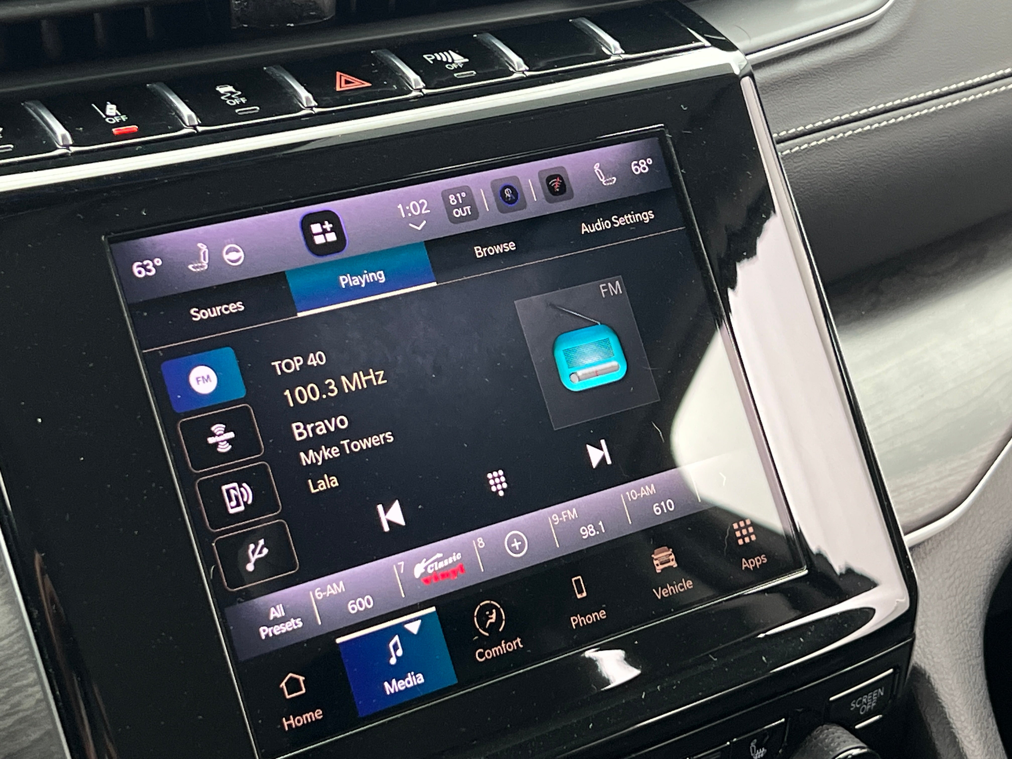 2022 Jeep Grand Cherokee L Limited Edition 3