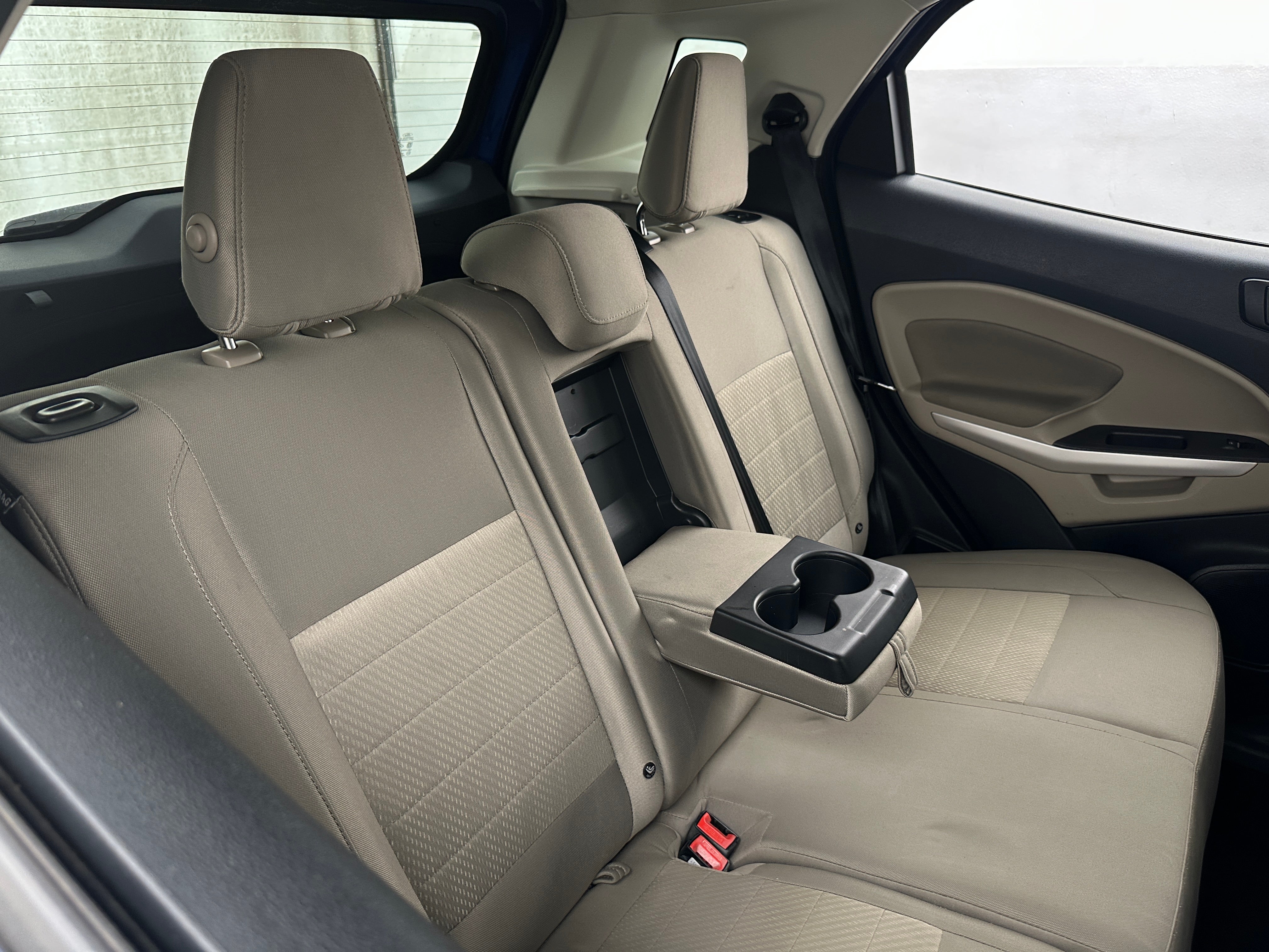 2021 Ford EcoSport S 6