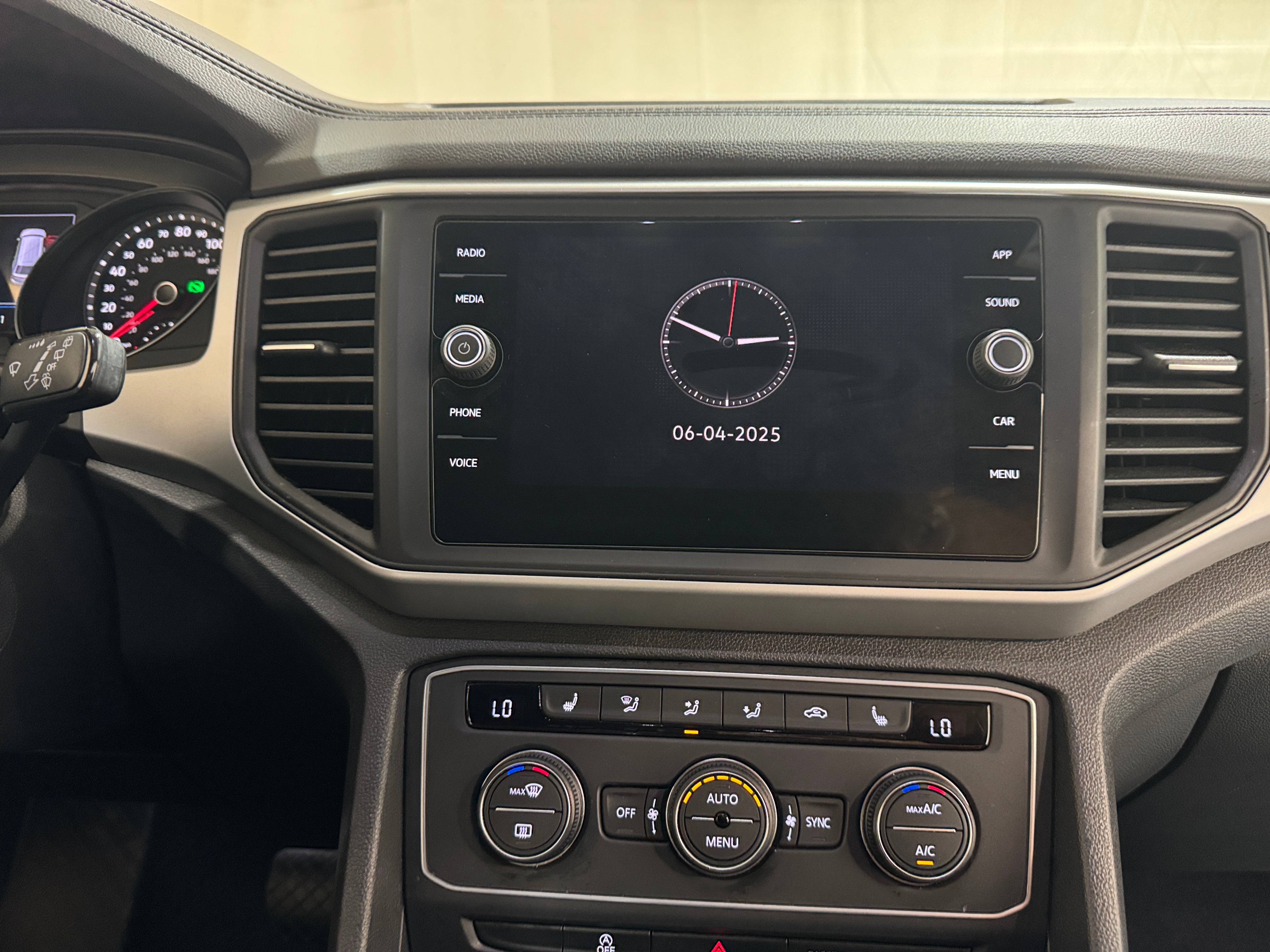 2021 Volkswagen Atlas SE 4