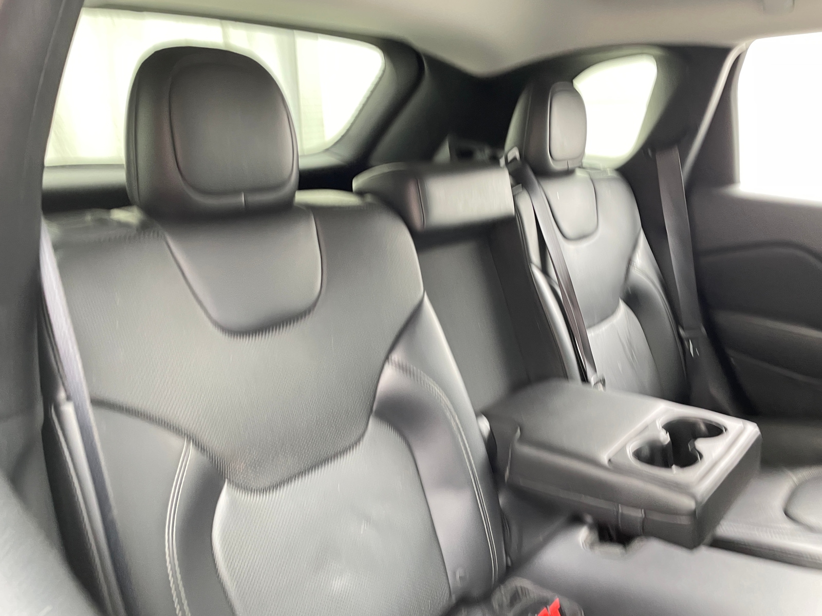 Thumbnail: 2019 Jeep Cherokee - 5