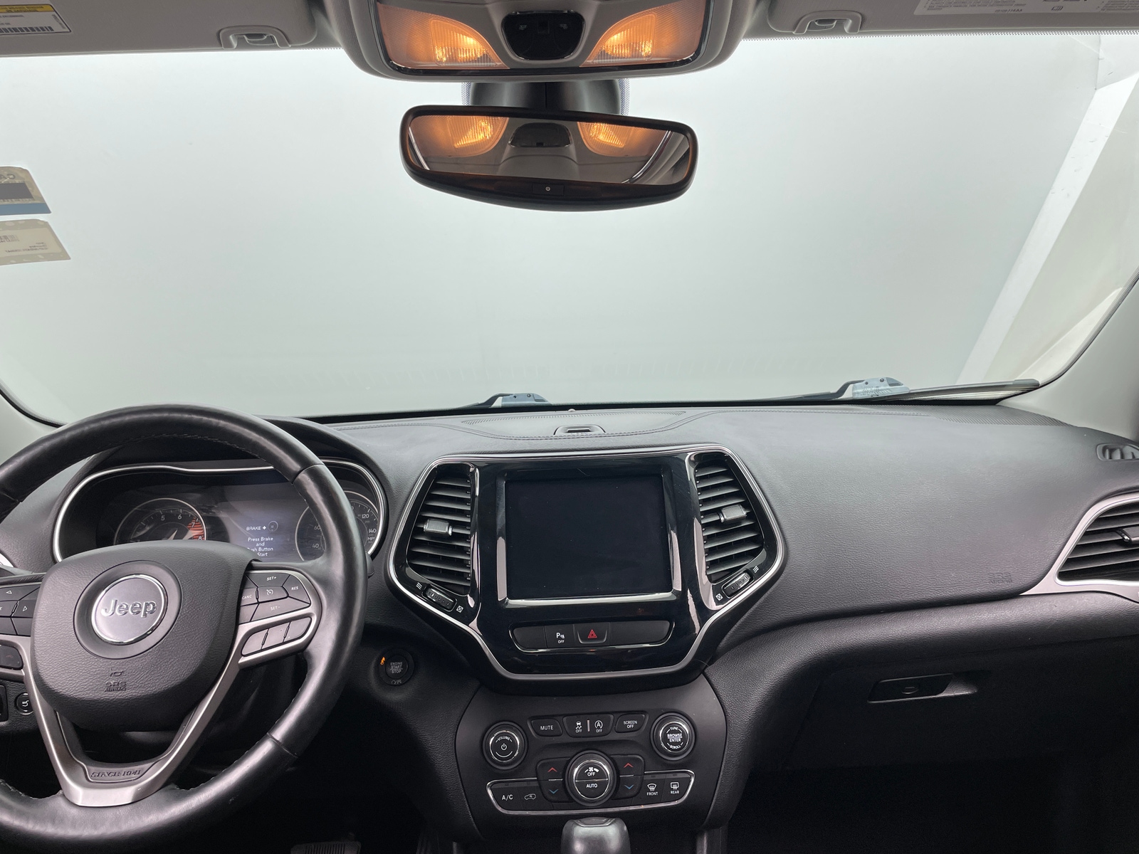 Thumbnail: 2019 Jeep Cherokee - 2