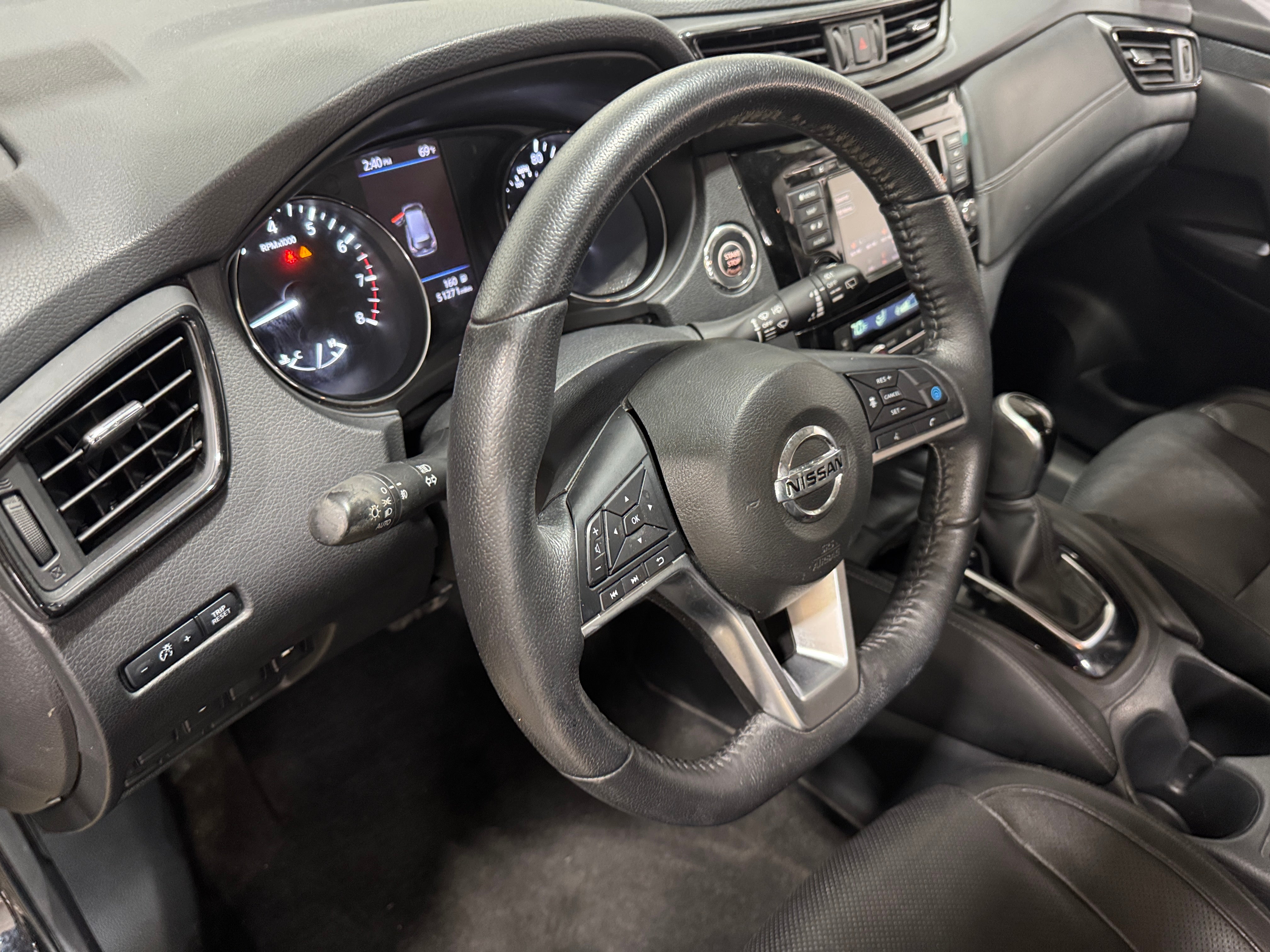 2020 Nissan Rogue SL 2