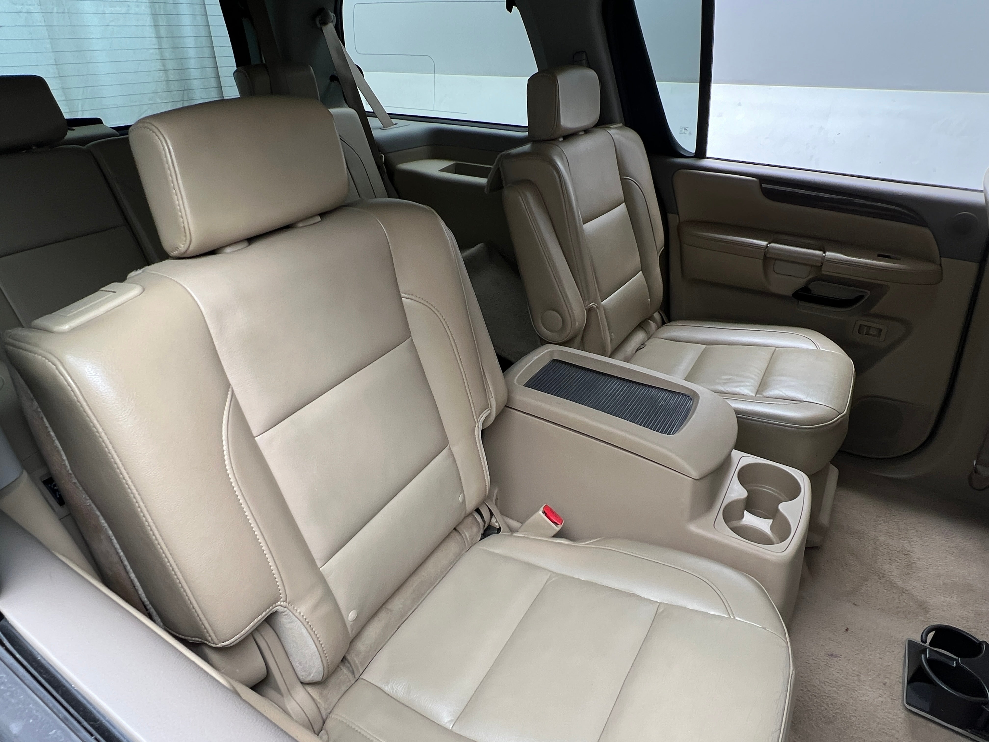 2011 Nissan Armada Platinum Edition 5