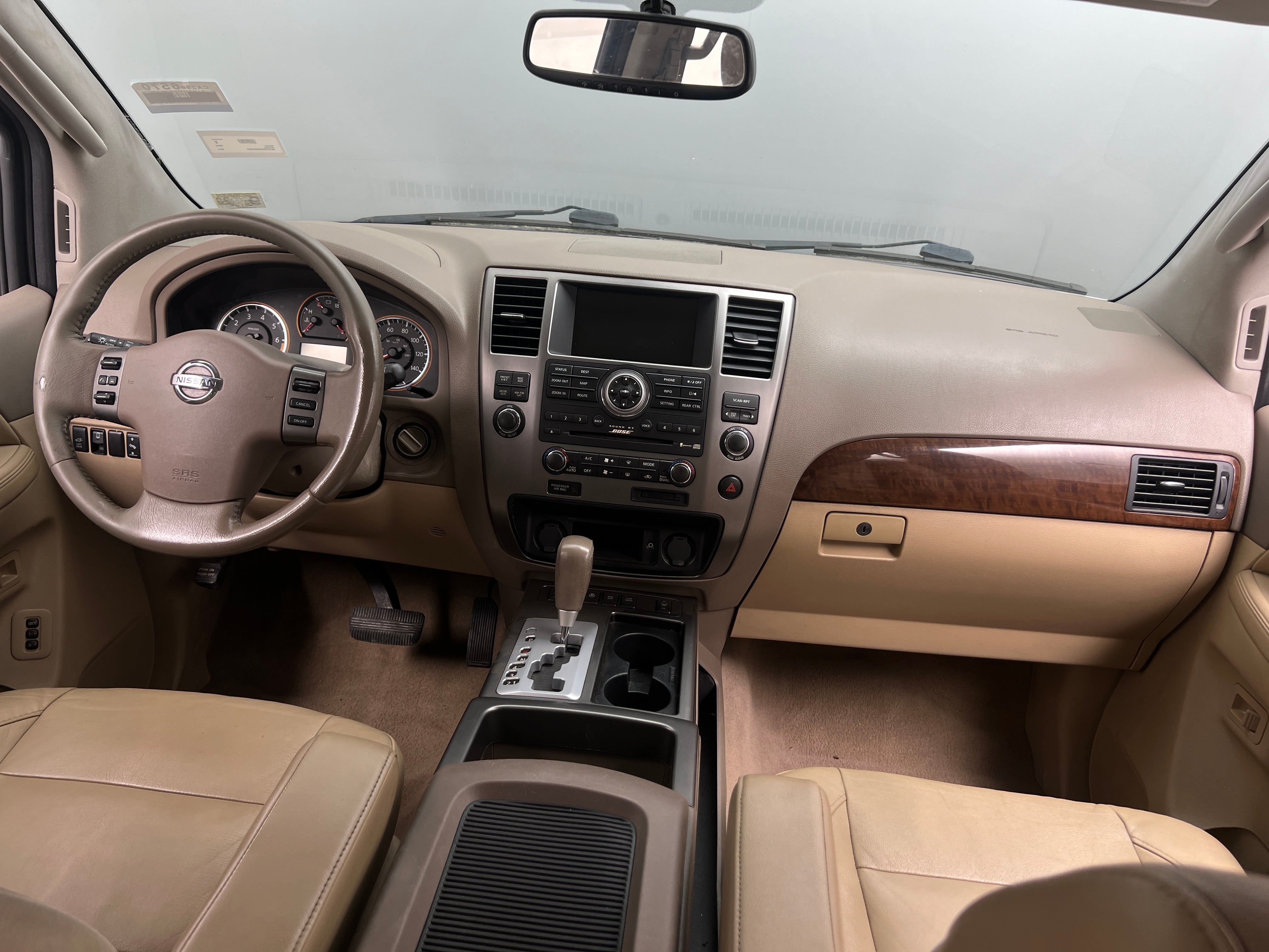 2011 Nissan Armada Platinum Edition 2