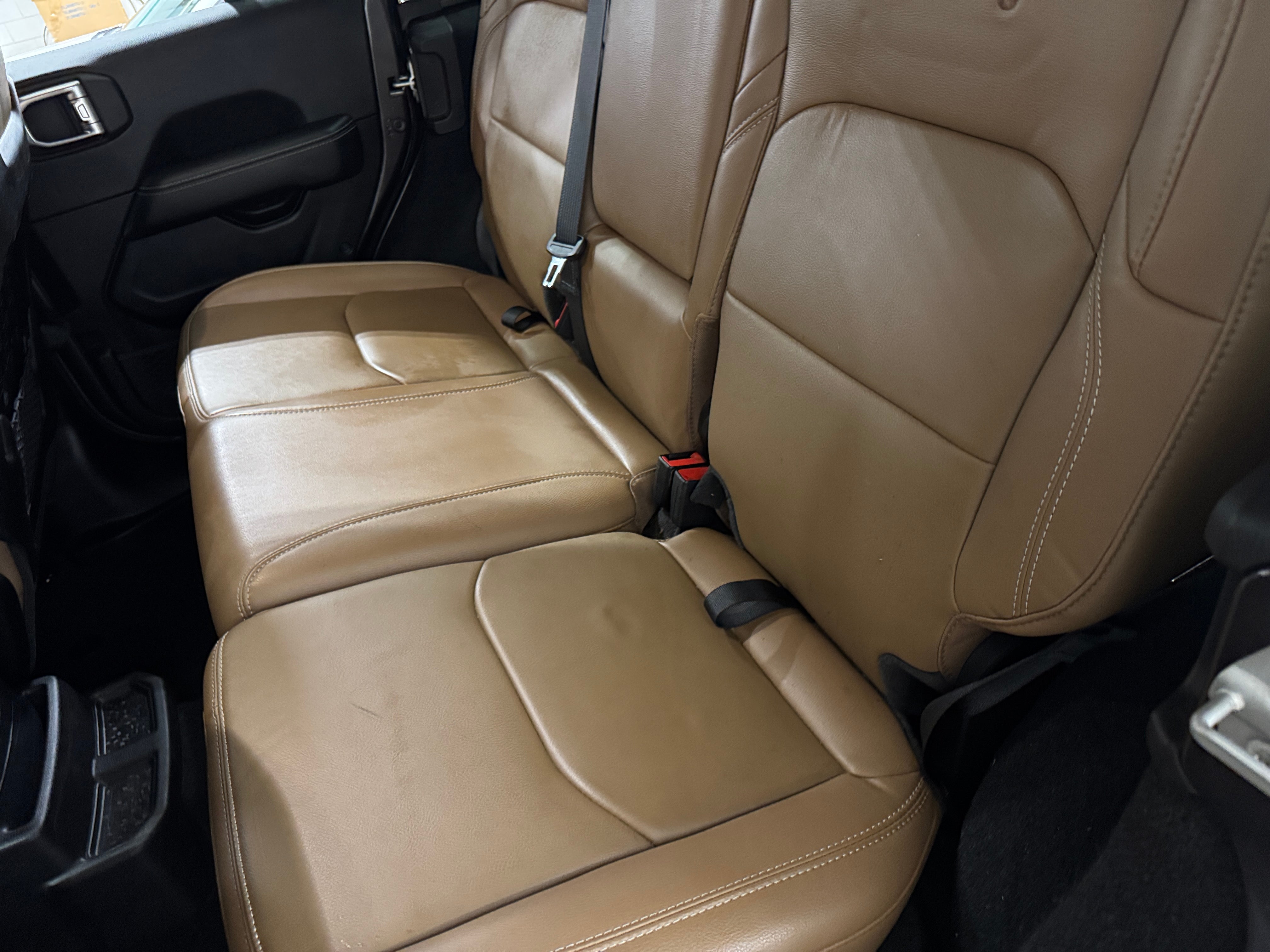 2022 Jeep Wrangler Unlimited Rubicon 4xe 5