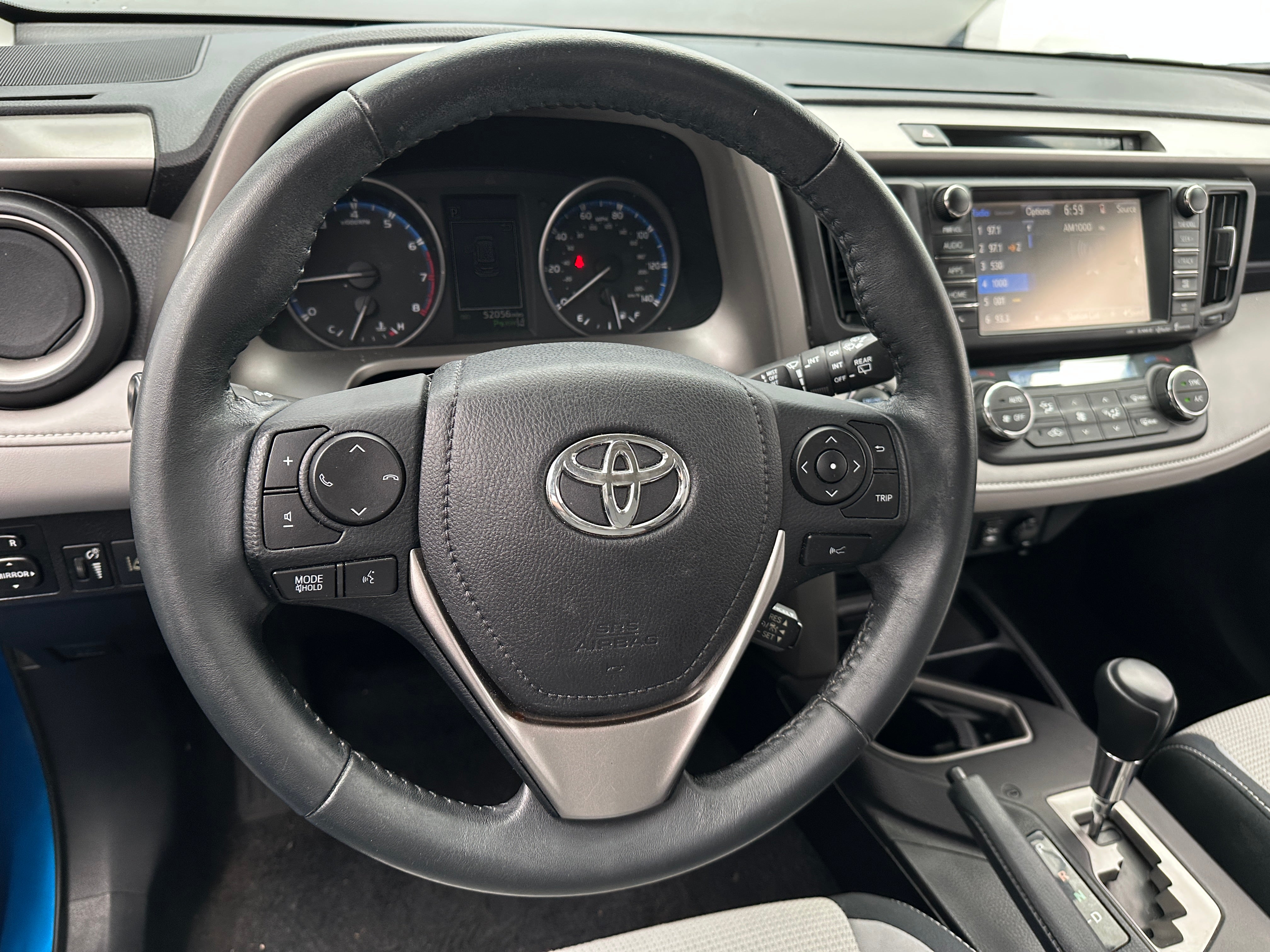 2017 Toyota RAV4 XLE 5
