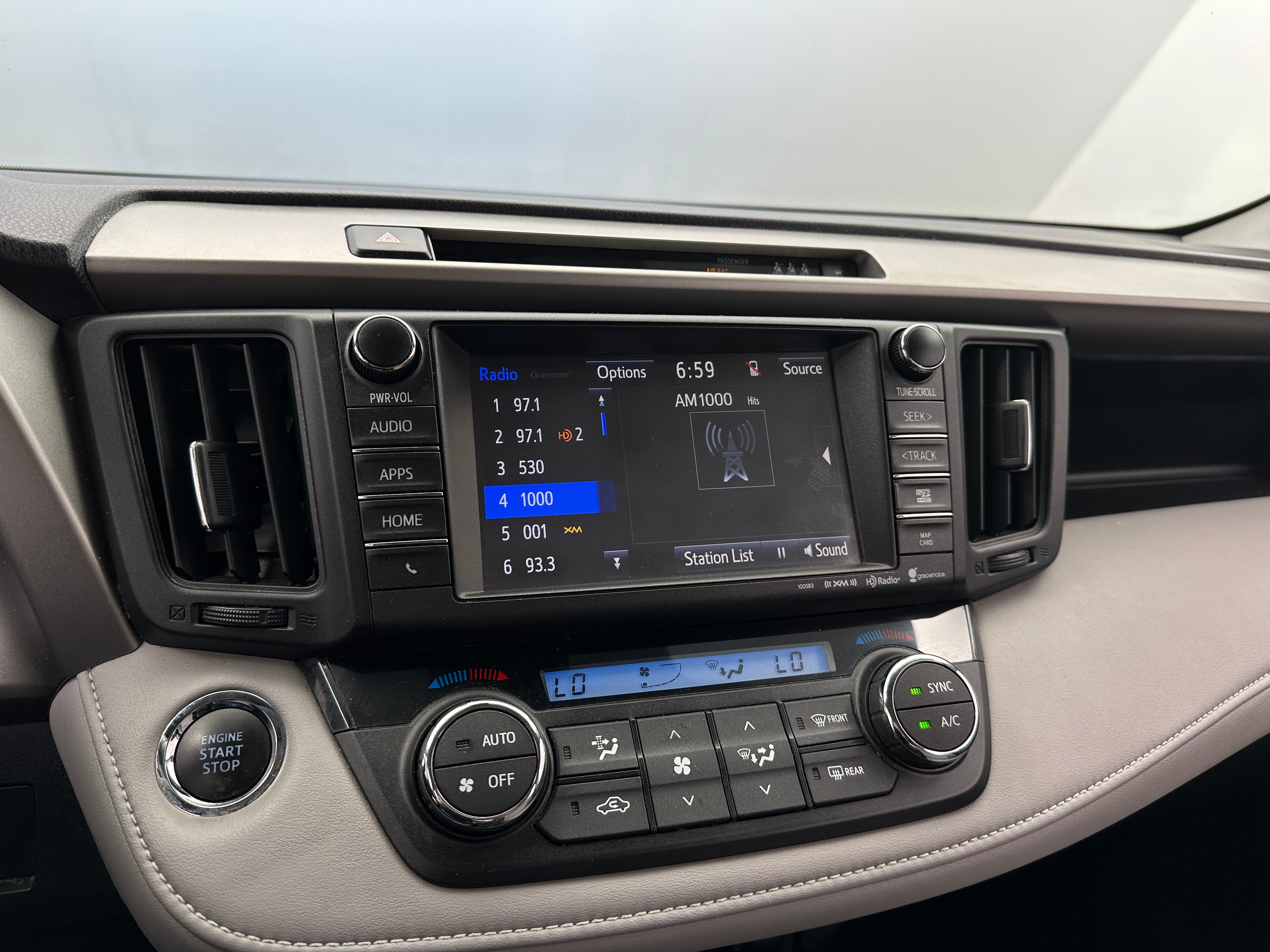 2017 Toyota RAV4 XLE 4