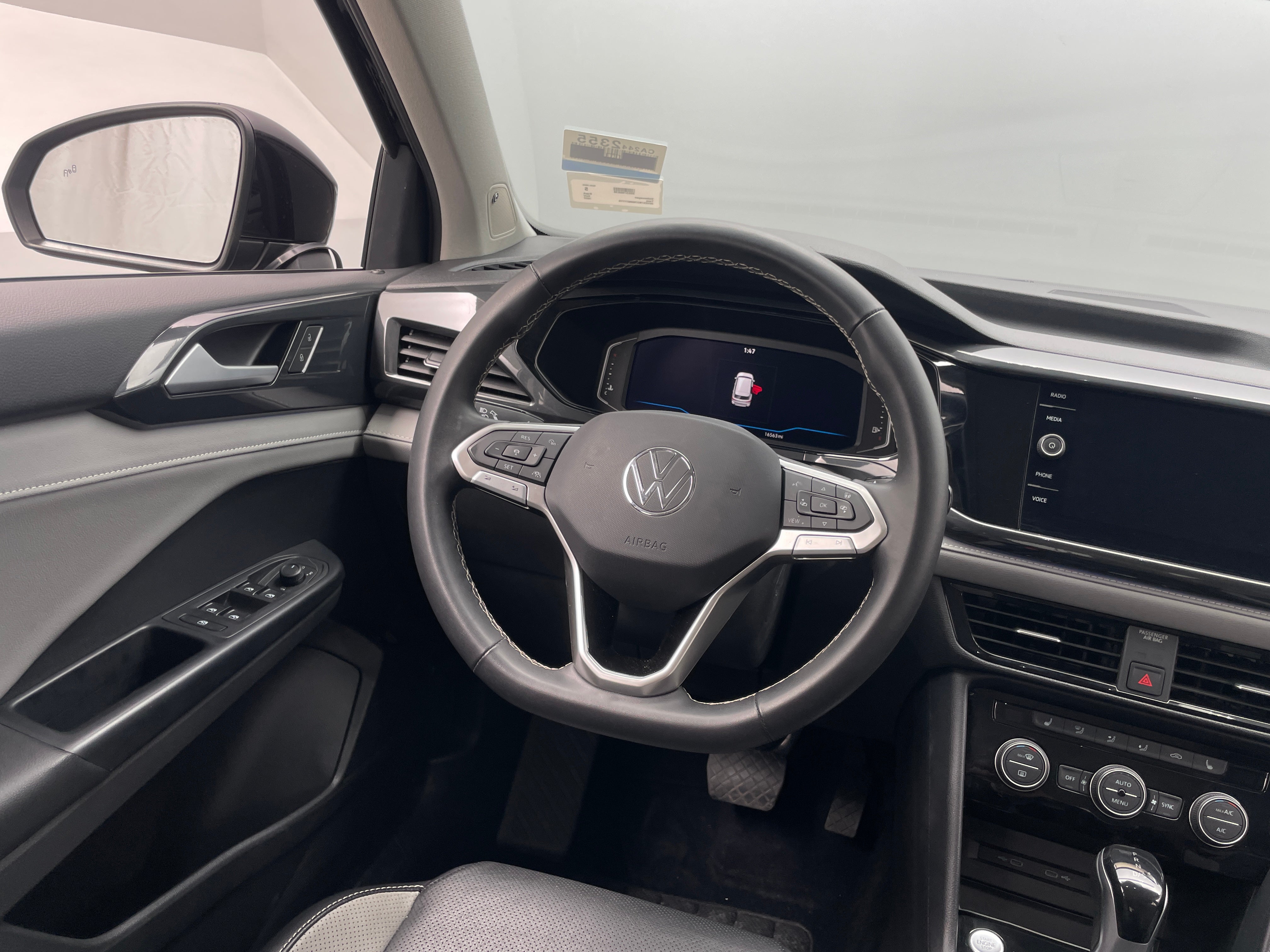 2022 Volkswagen Taos SEL 4