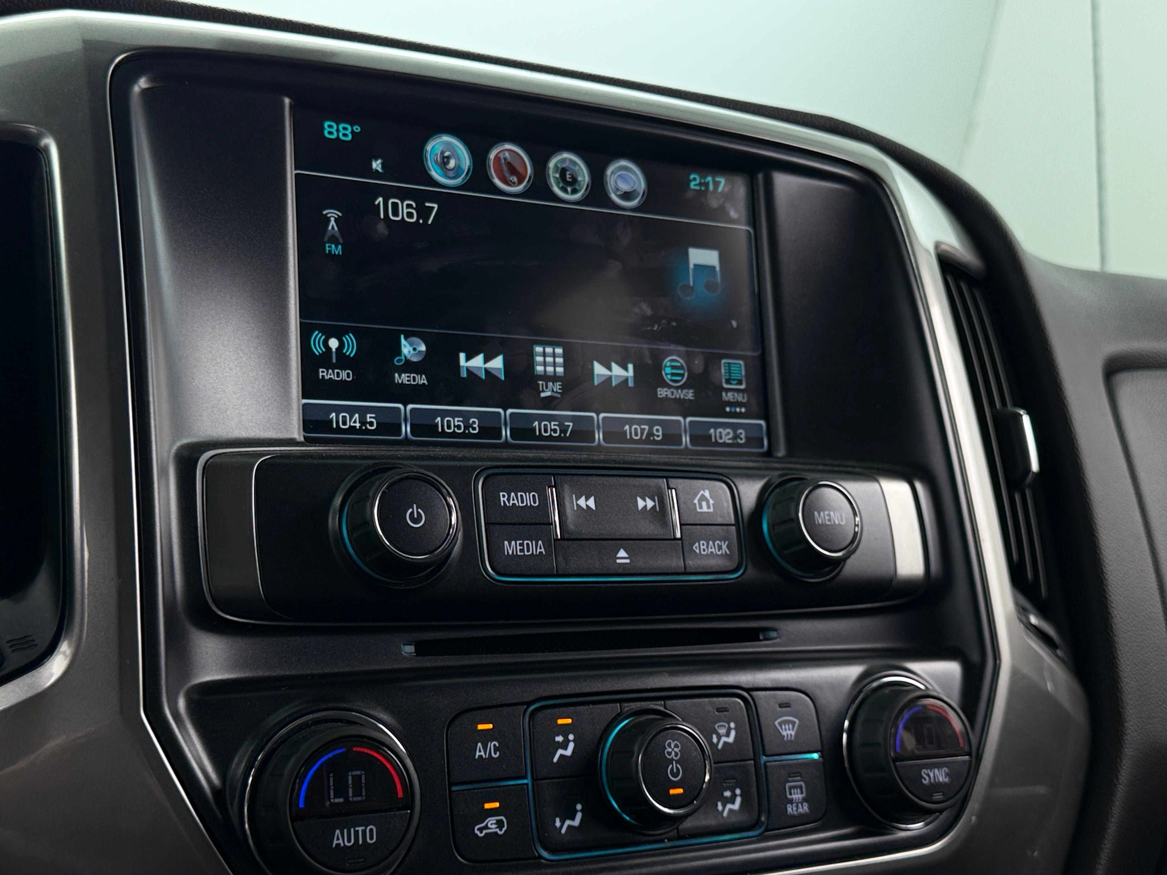 2019 Chevrolet Silverado 1500 LT 4