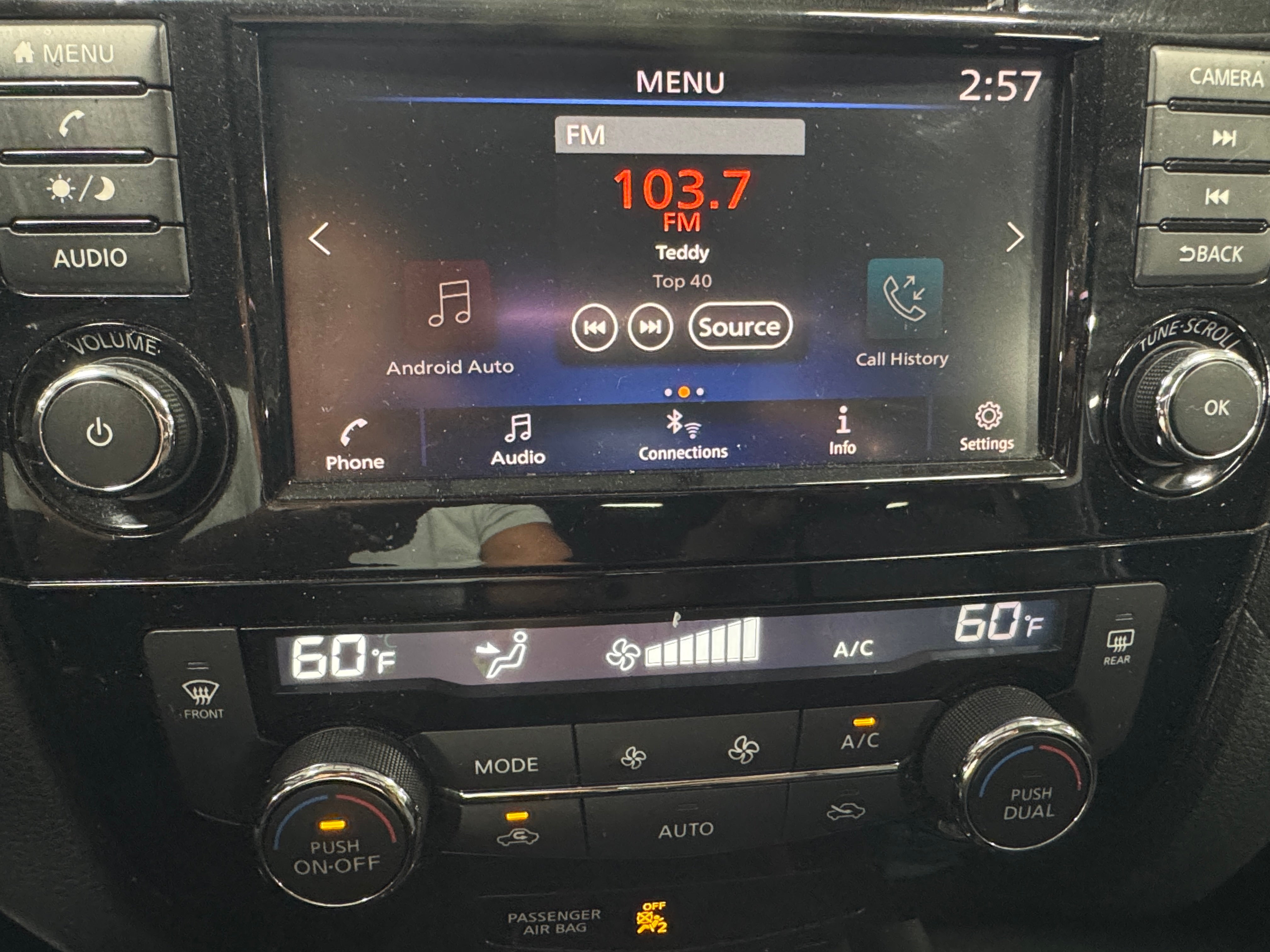 2018 Nissan Rogue SV 4