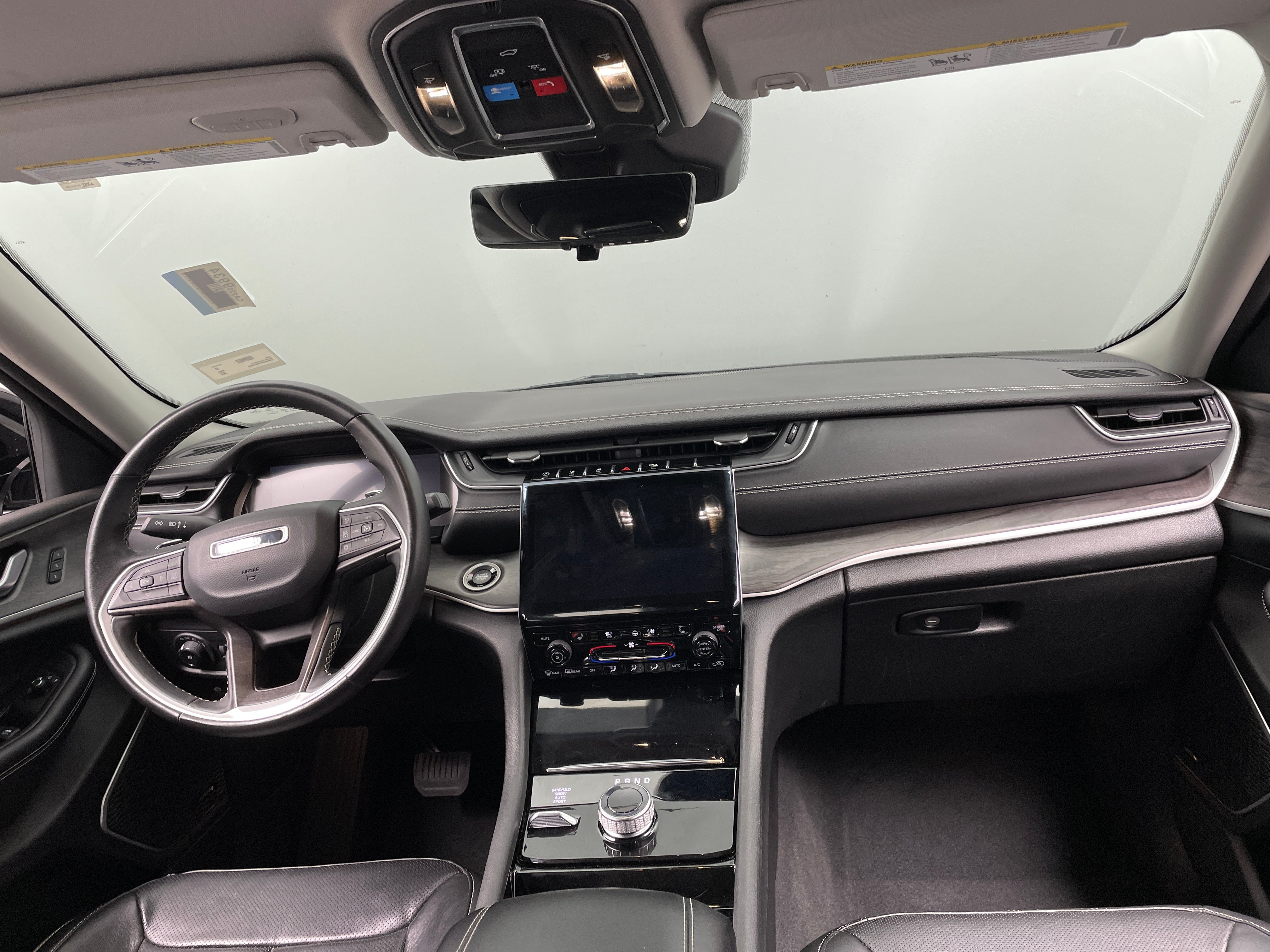 2022 Jeep Grand Cherokee L Limited Edition 2