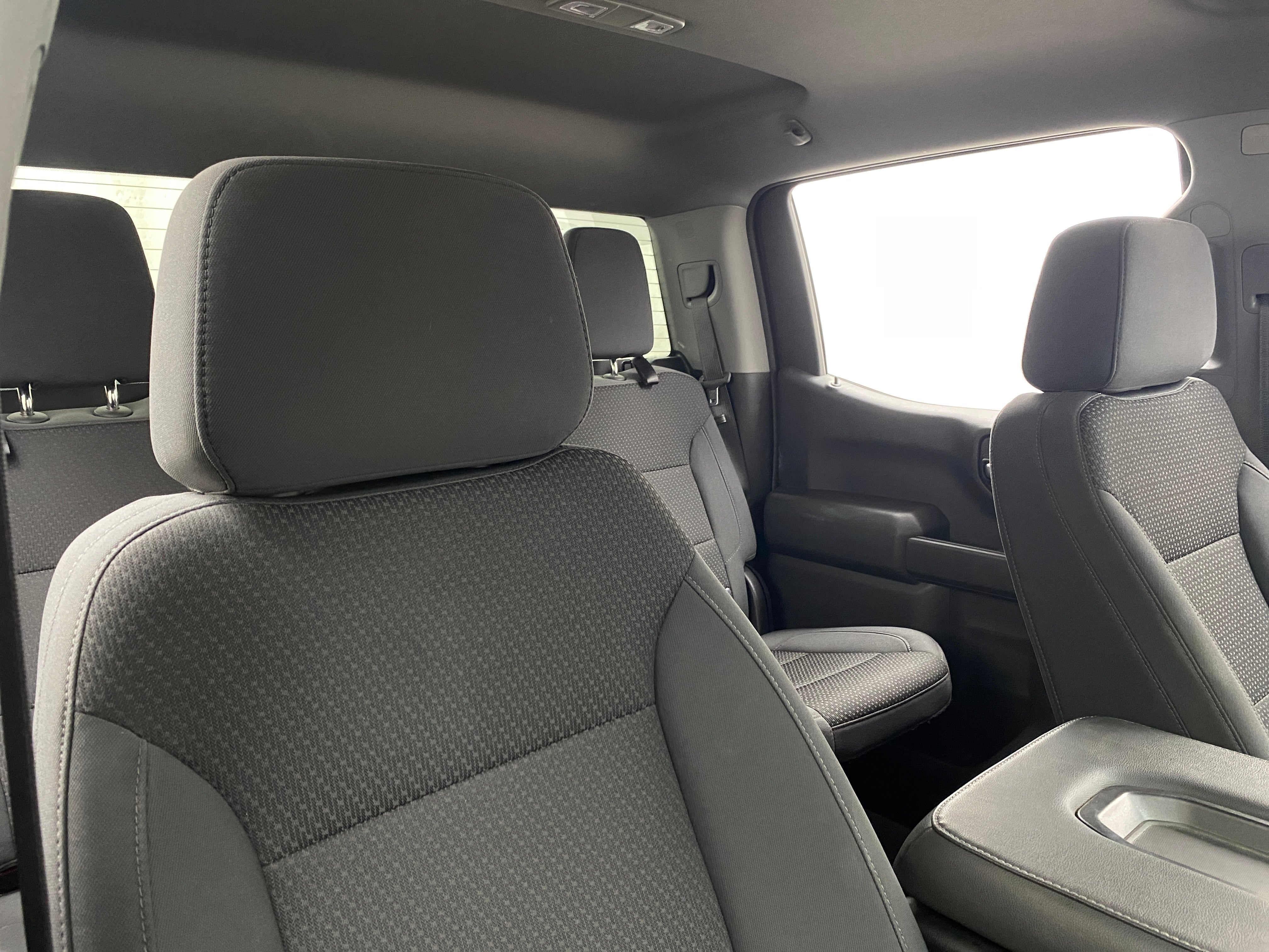 2021 Chevrolet Silverado 1500 Custom 2