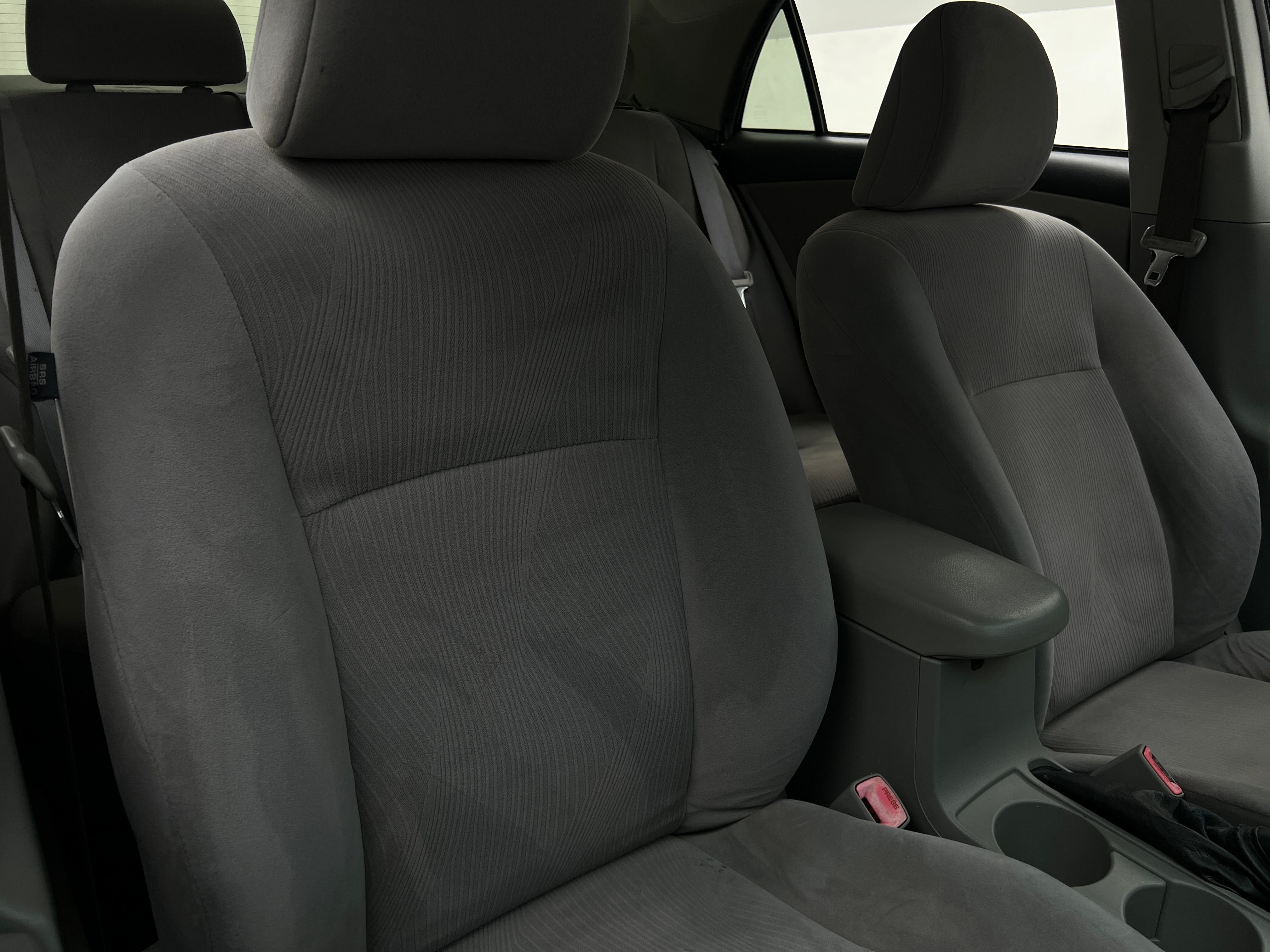 2011 Toyota Corolla LE 2