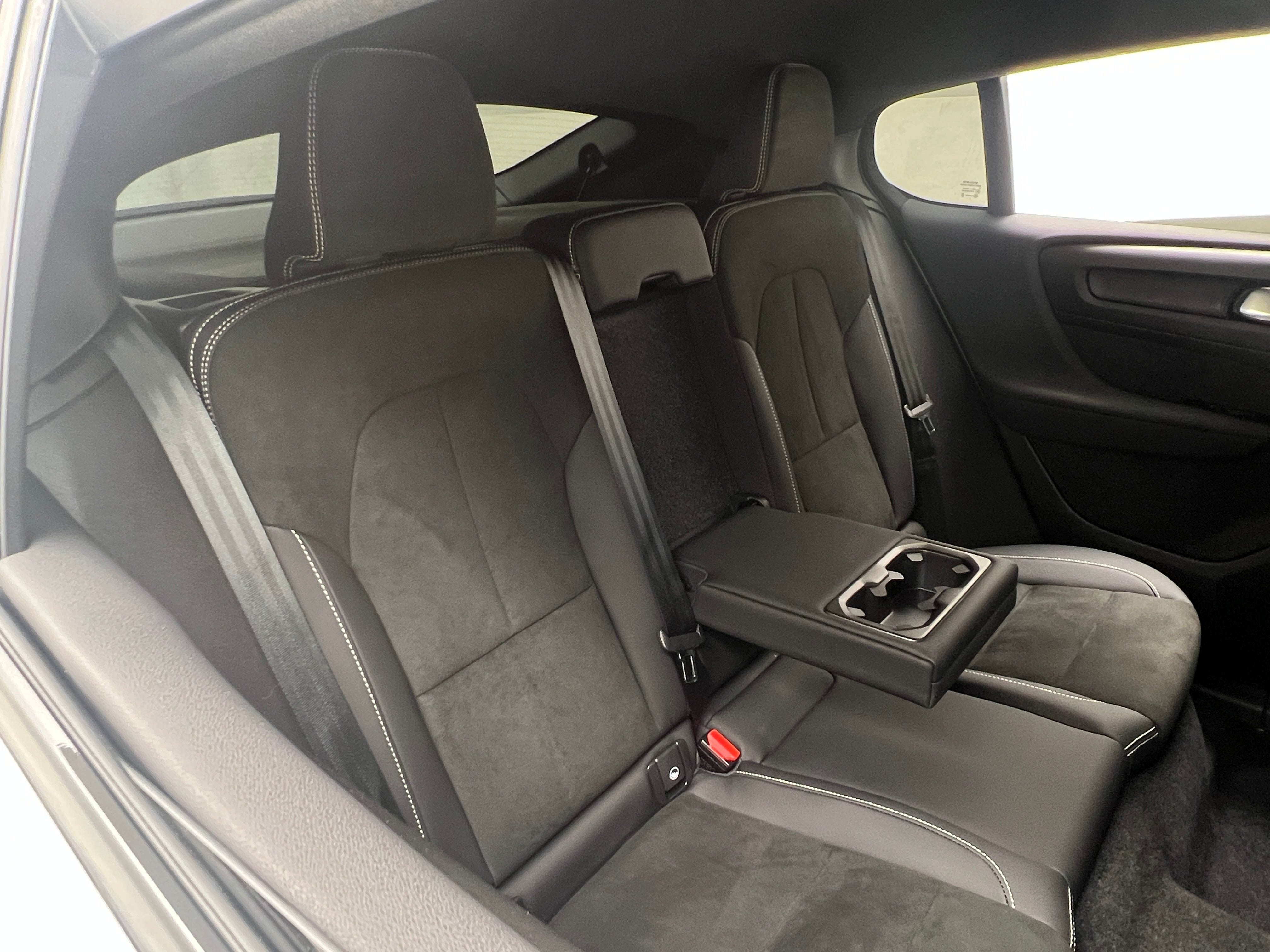 2023 Volvo C40 Ultimate 6