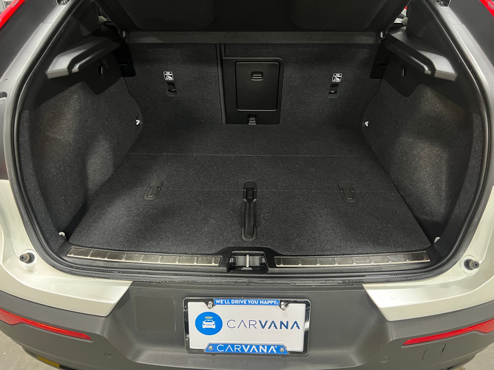 Thumbnail: 2023 Volvo C40 - 7