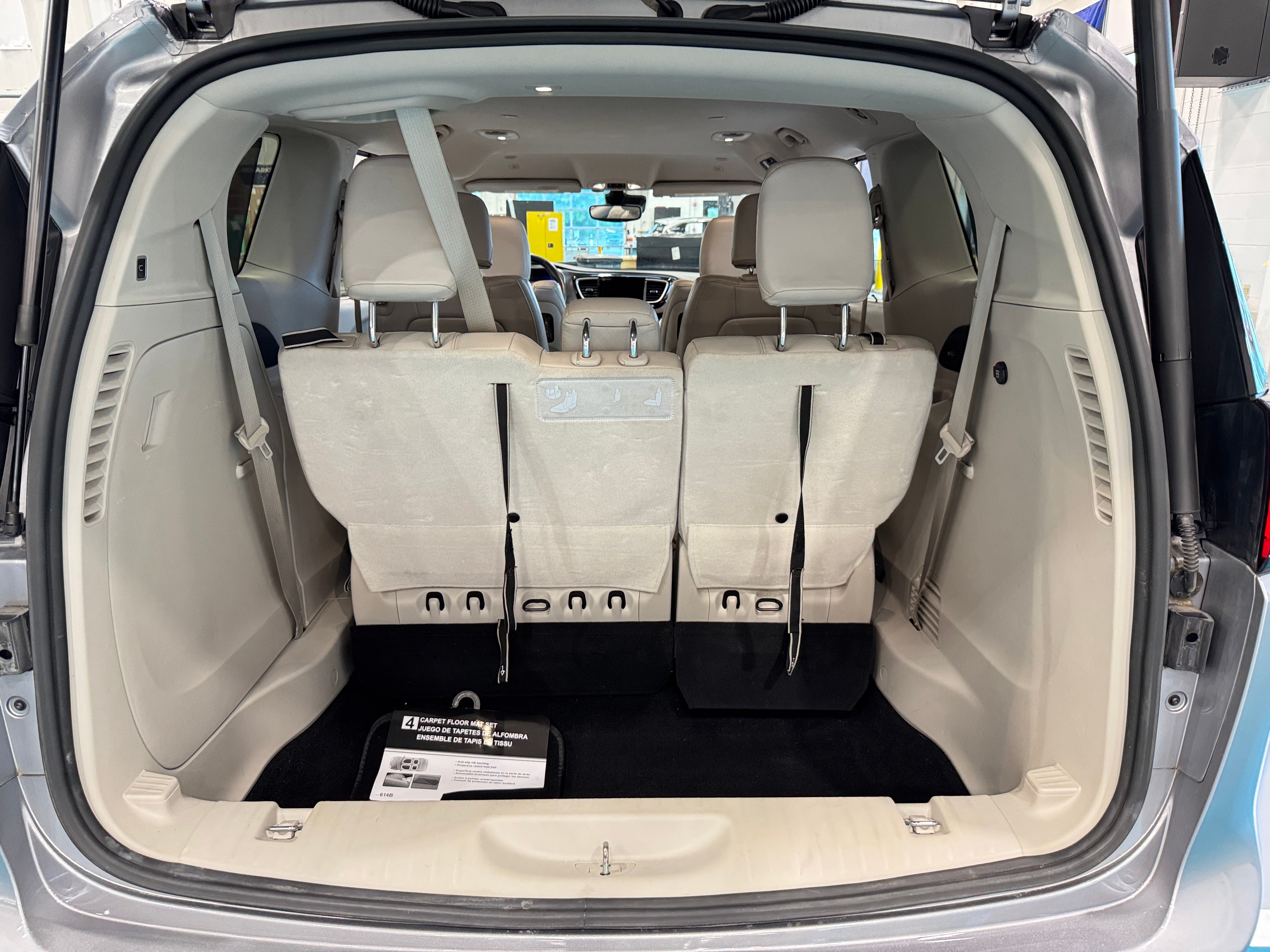 2020 Chrysler Pacifica  6
