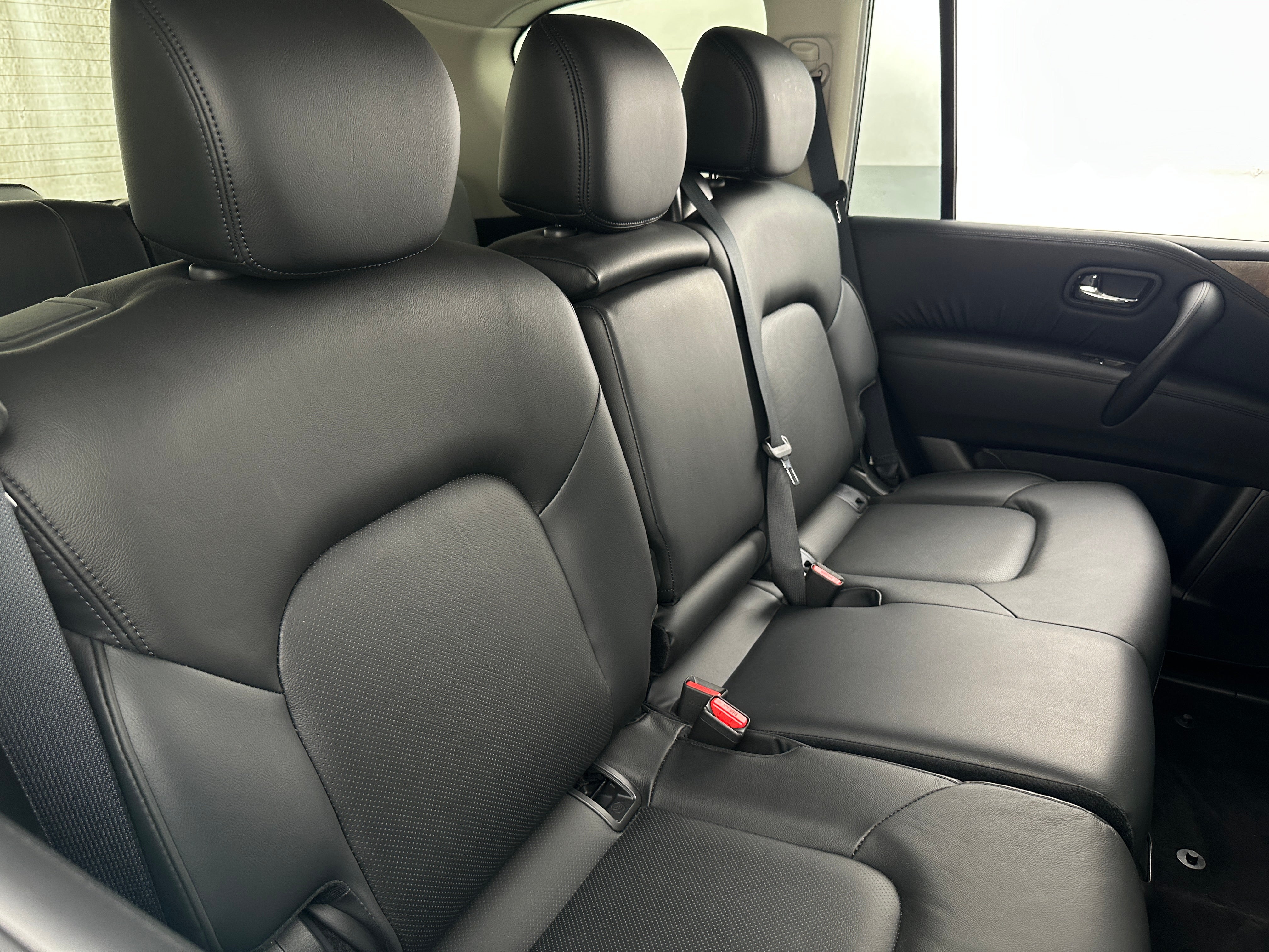 2024 Nissan Armada SL 5