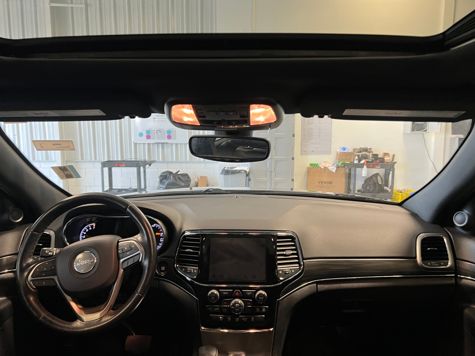Thumbnail: 2020 Jeep Grand Cherokee - 2