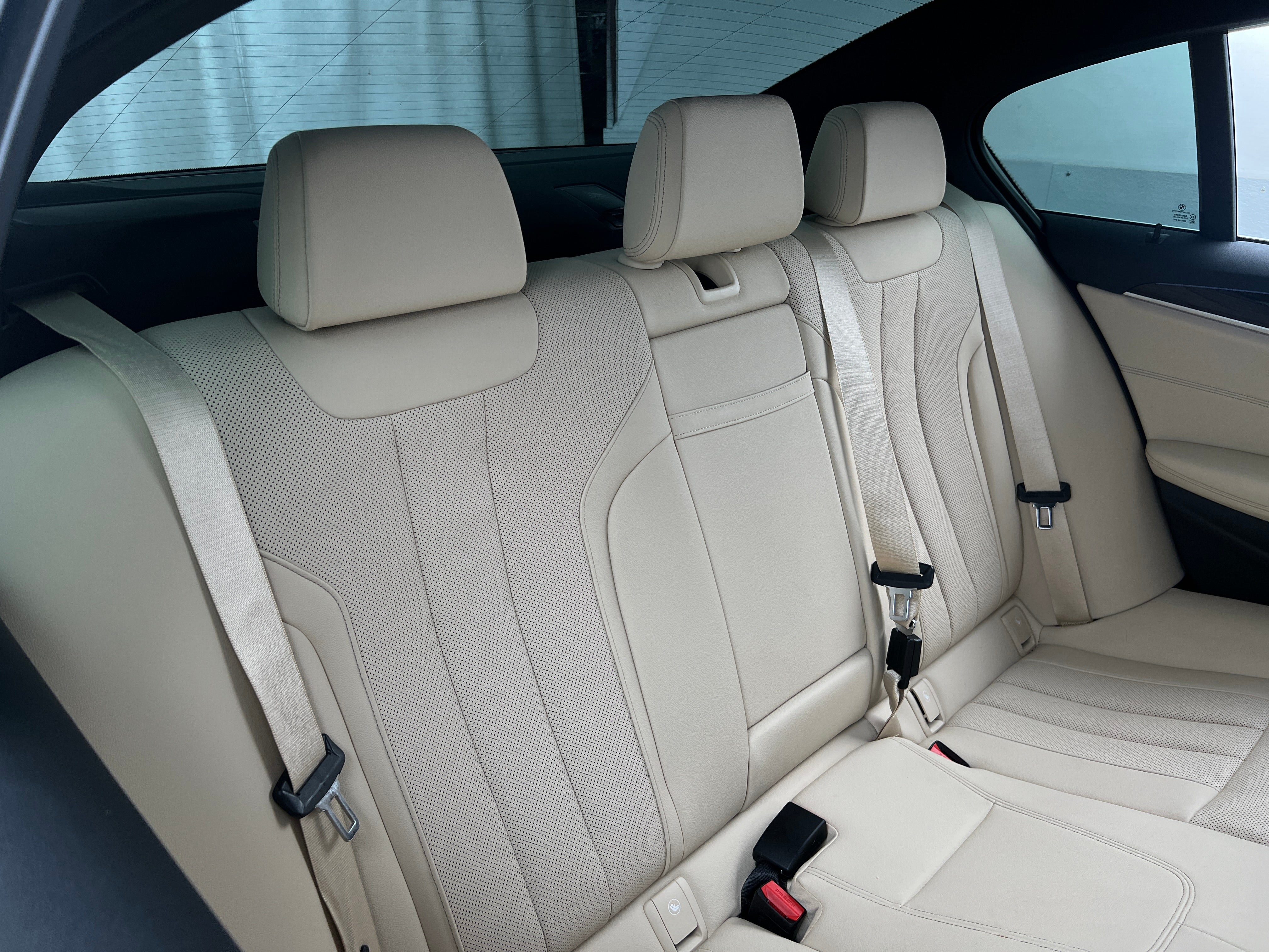 2021 BMW 5 Series 530i 5