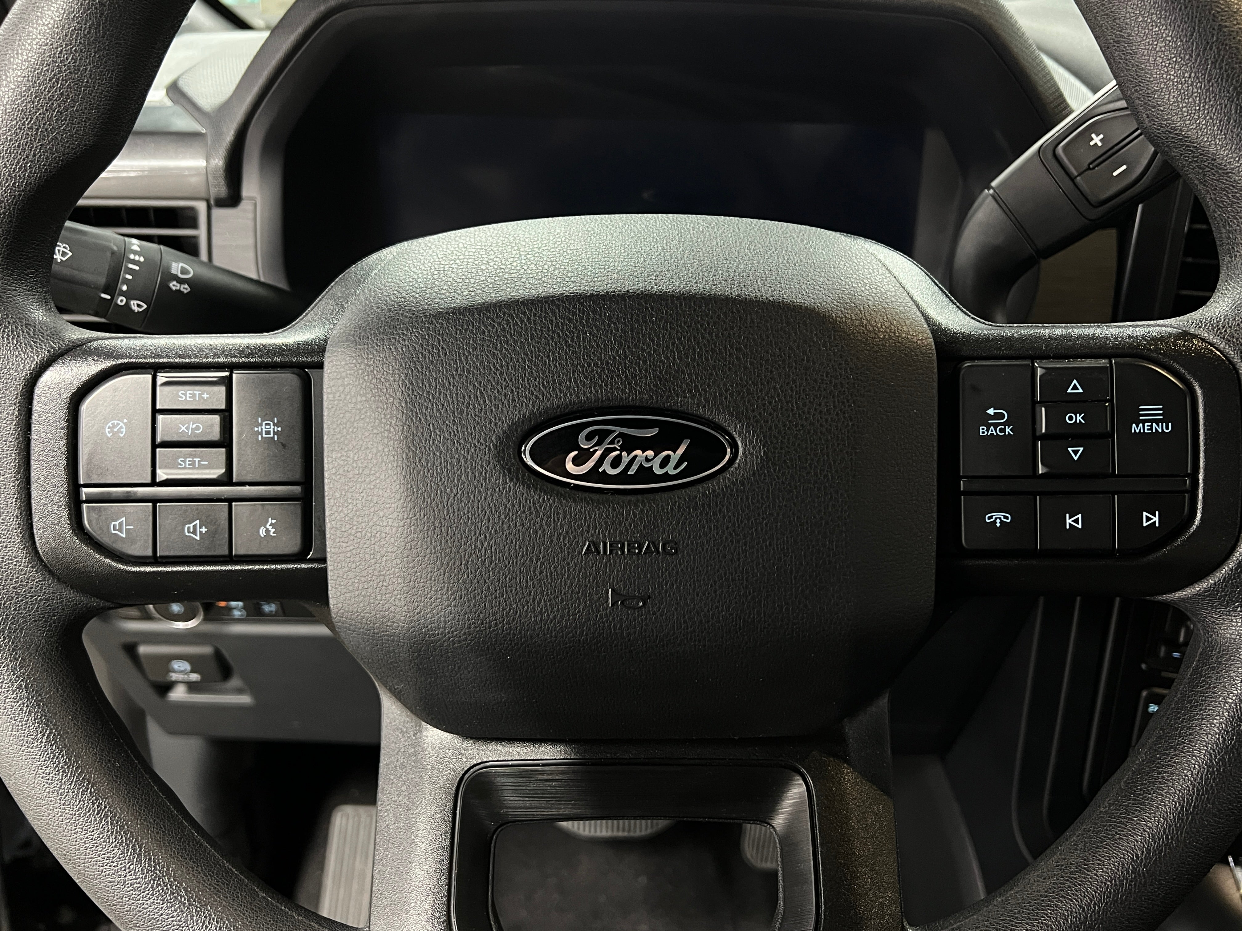 2024 Ford Econoline E-150 5