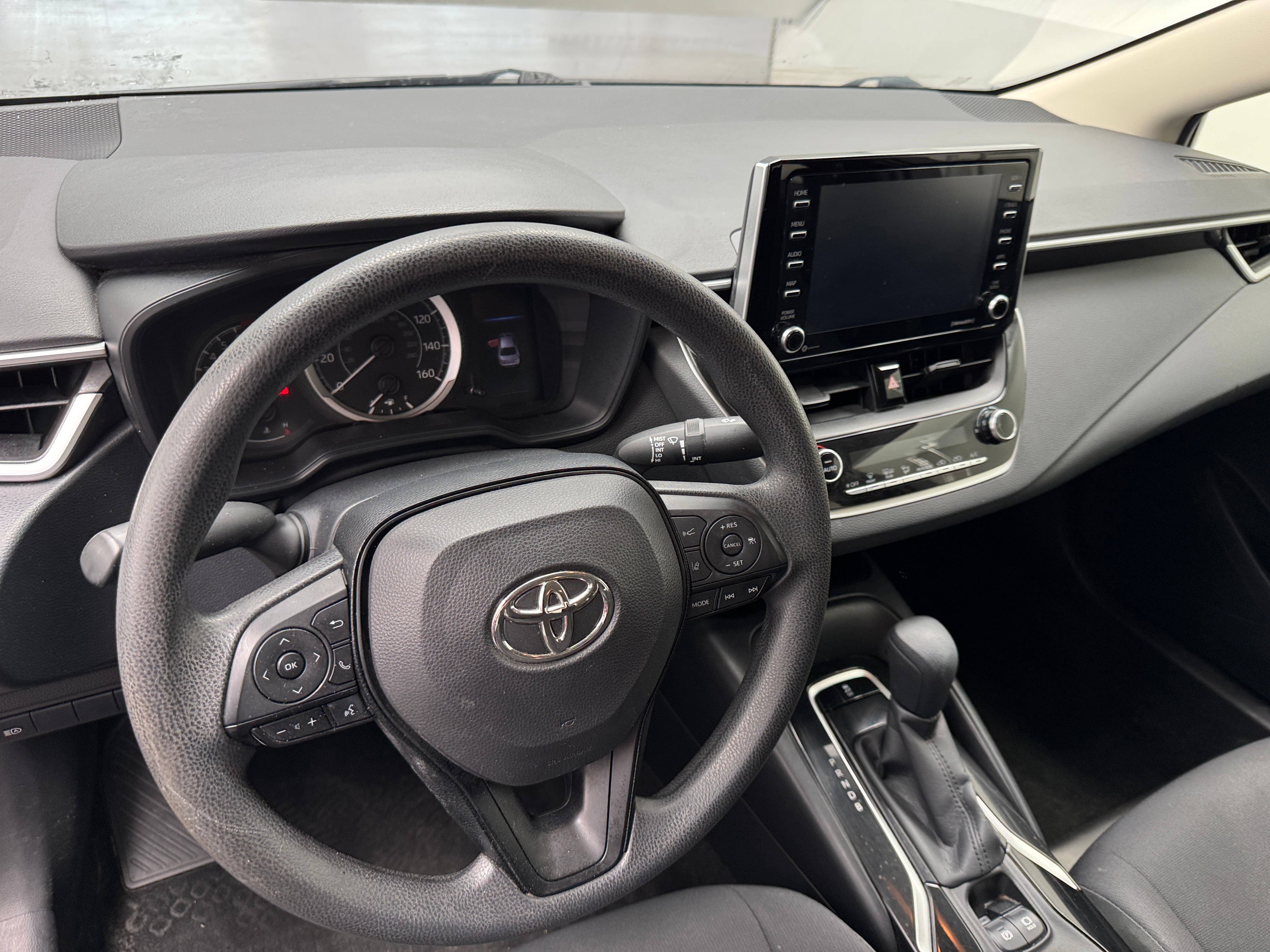 2021 Toyota Corolla LE 3
