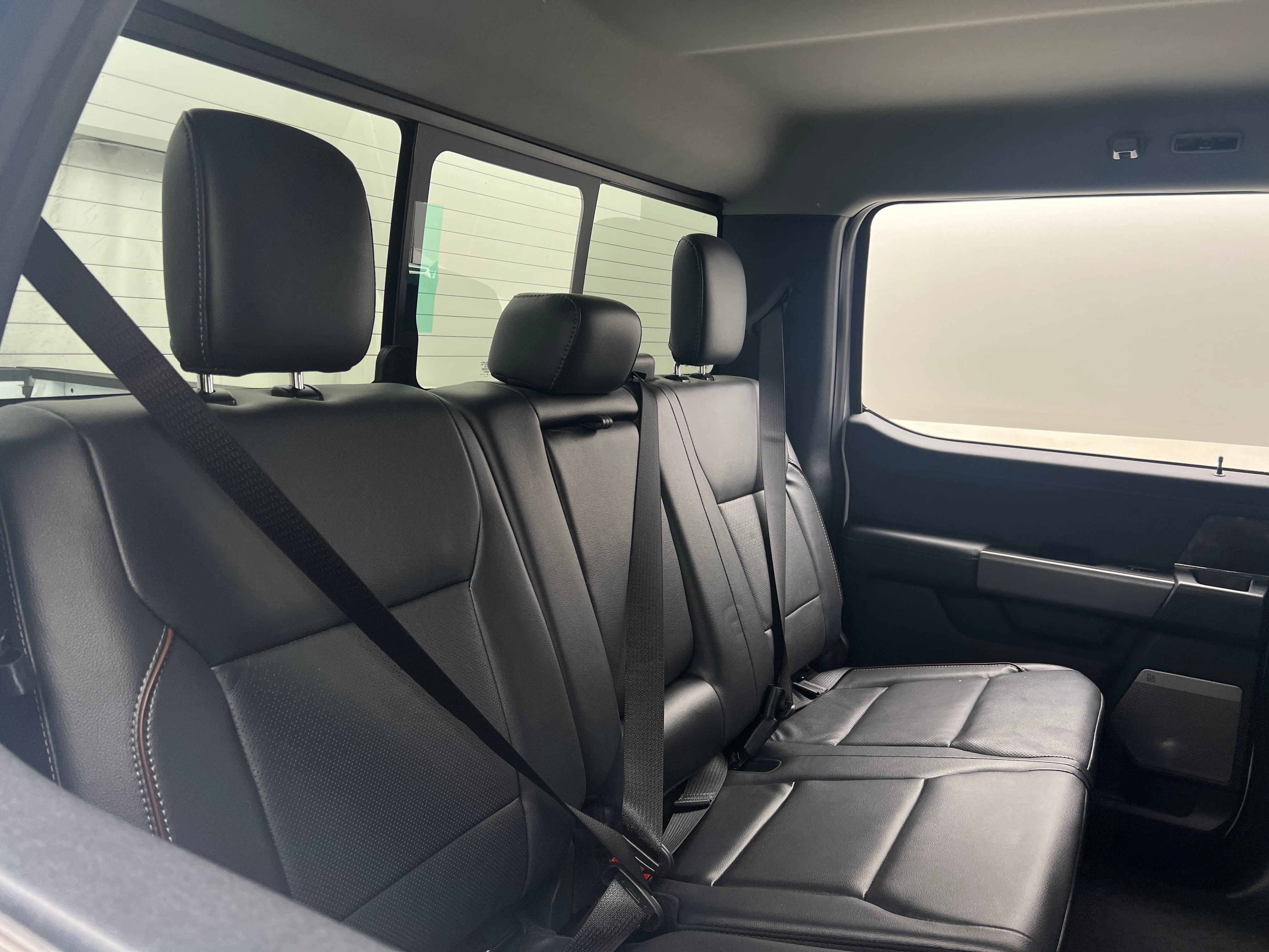 2024 Ford Econoline E-350 5