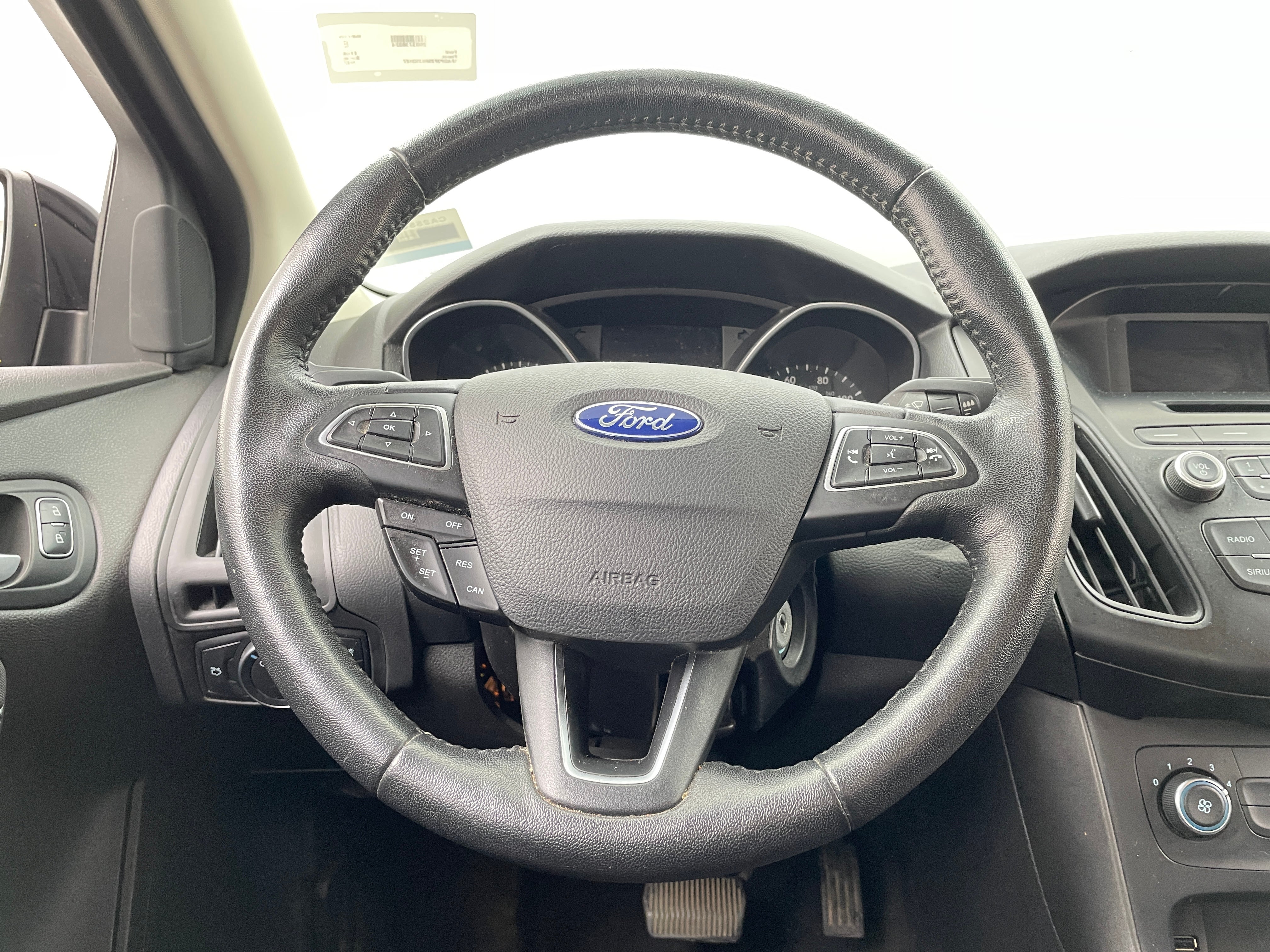 2017 Ford Focus SE 5