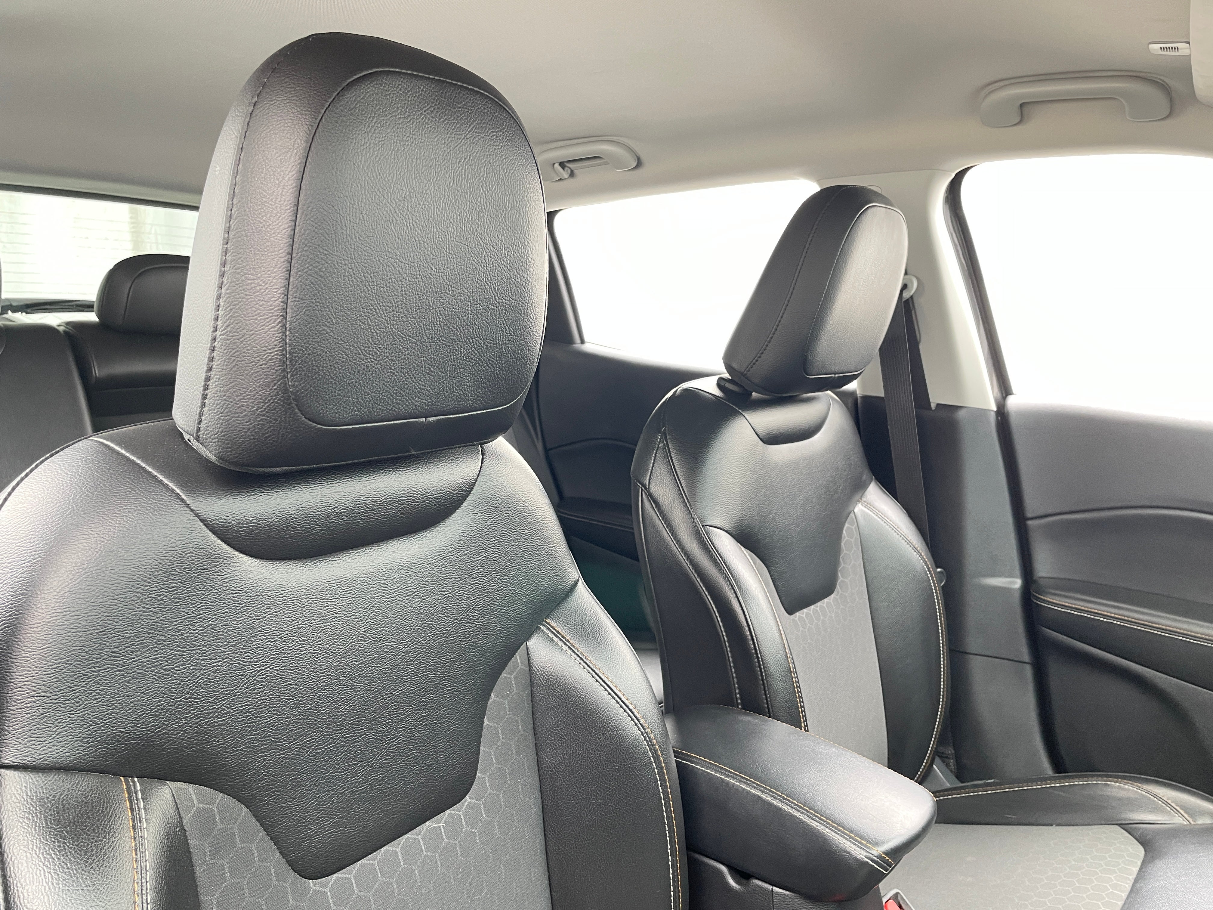 2018 Jeep Compass Latitude 2