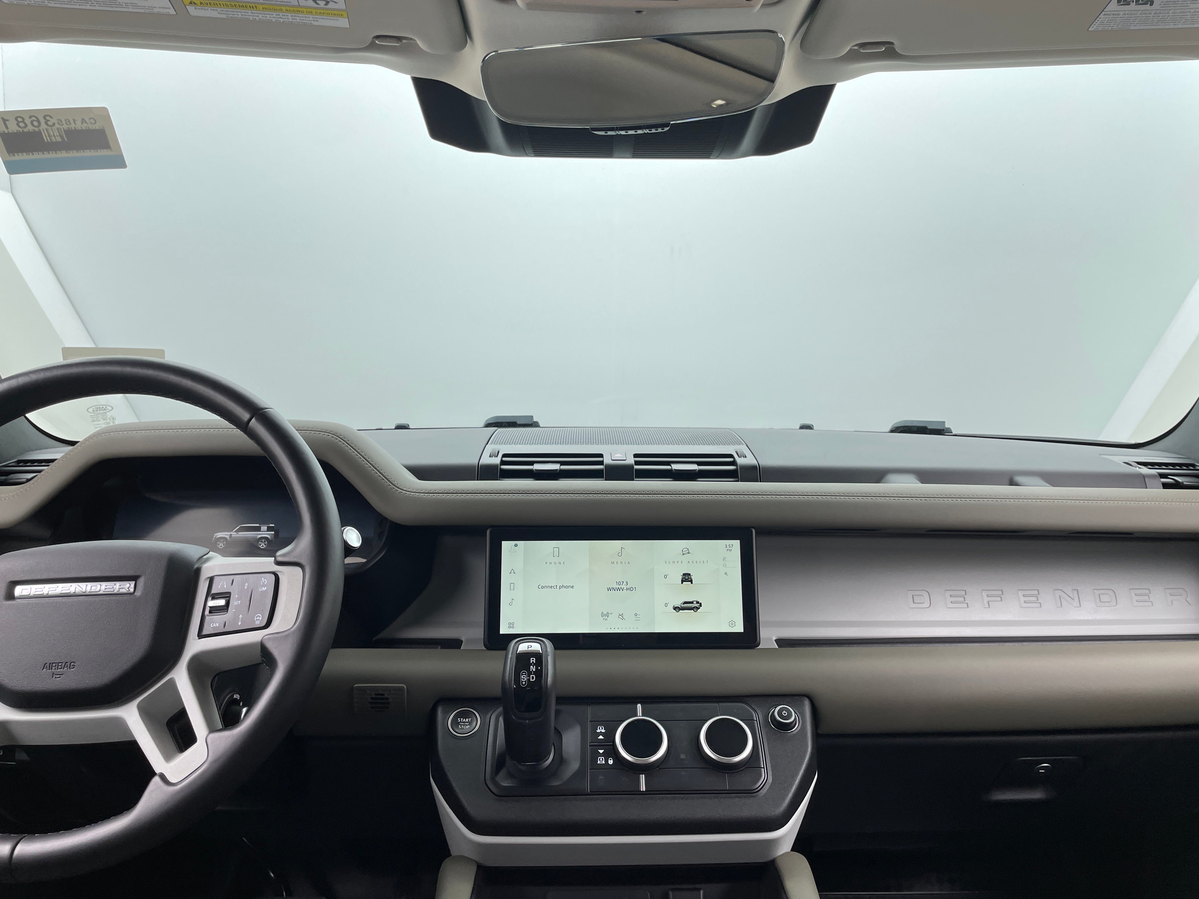 2024 Land Rover Defender 110 2