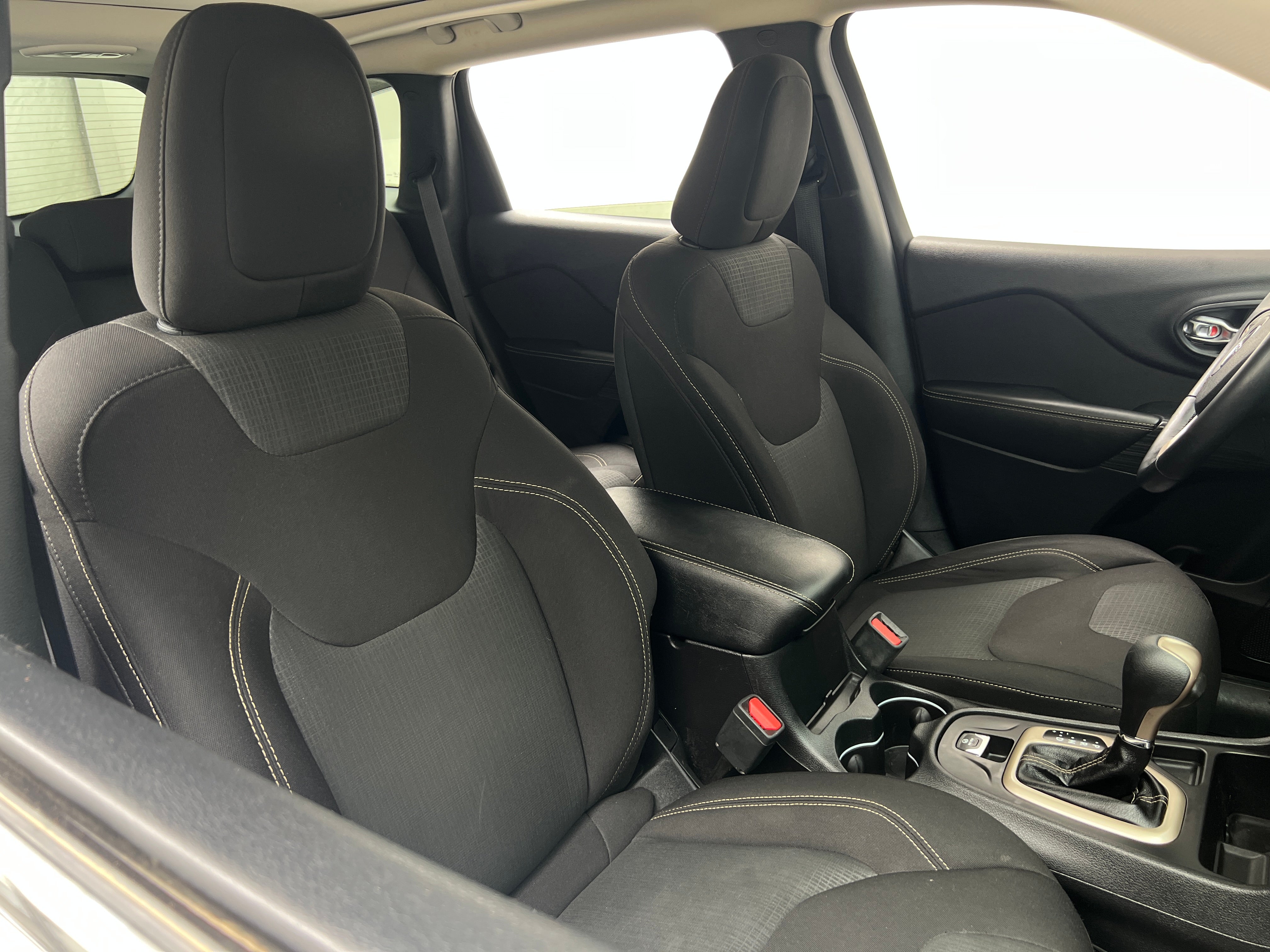 2016 Jeep Cherokee Latitude 2